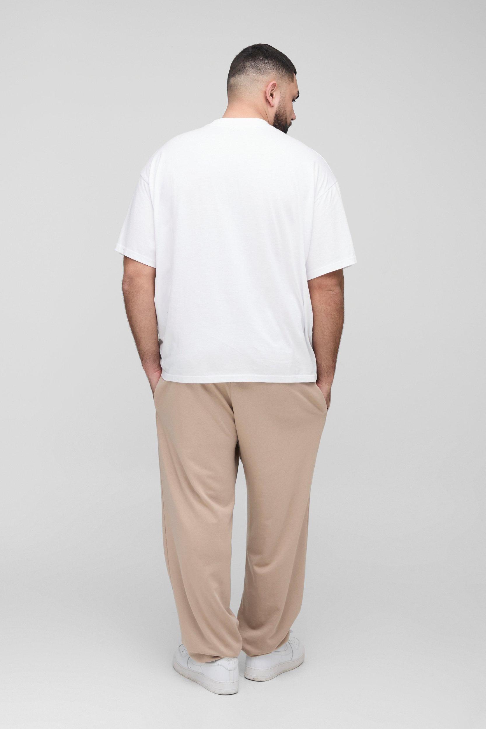Plus Lightweight Oversized Fit Basic Sweatpants | boohooMAN USA Product Image