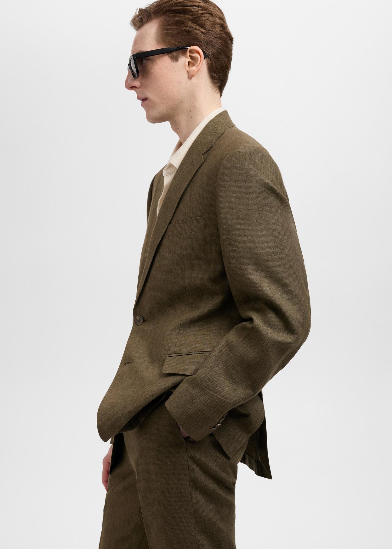 Amalfi 100% linen slim-fit suit blazer - Men | MANGO USA Product Image