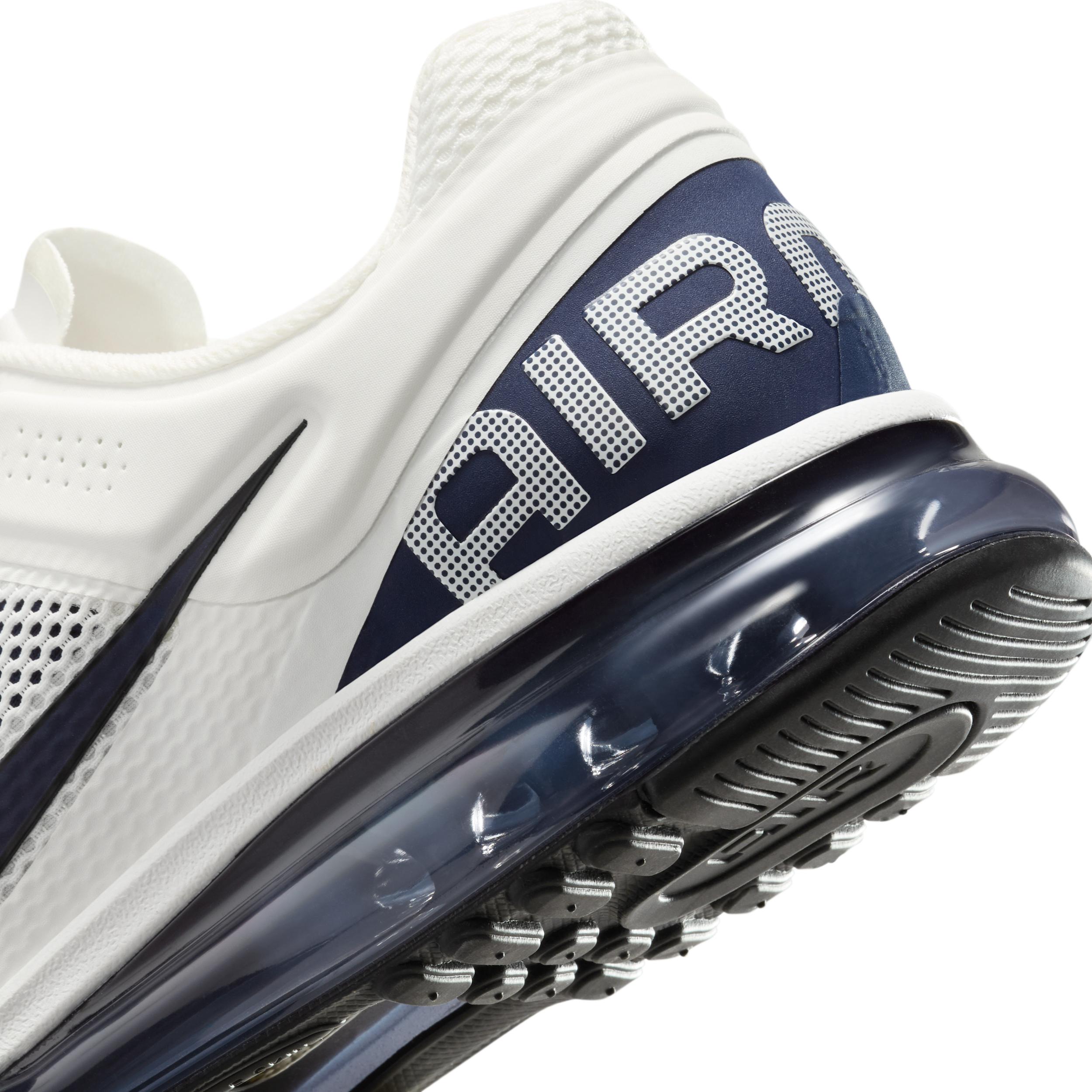 Nike Men's Air Max 2013 Shoes Product Image