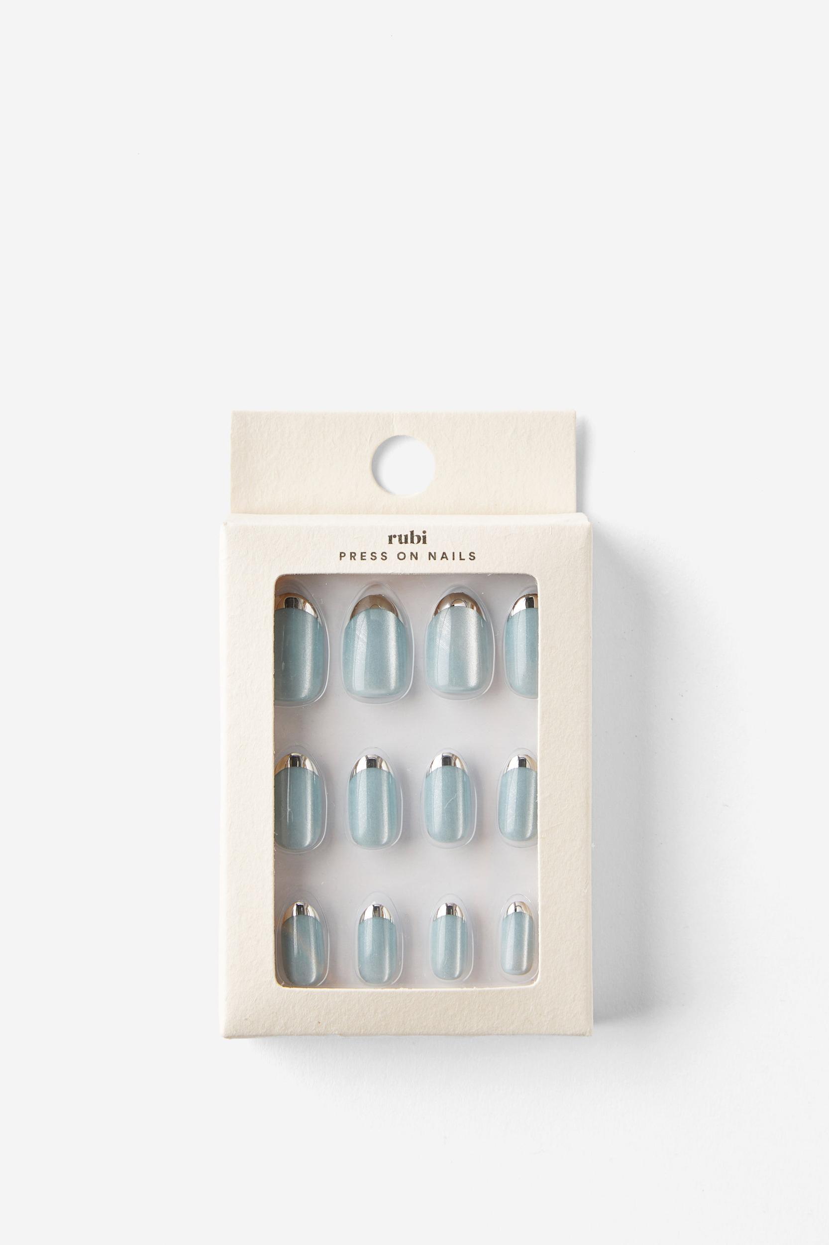 Press On Nails Product Image