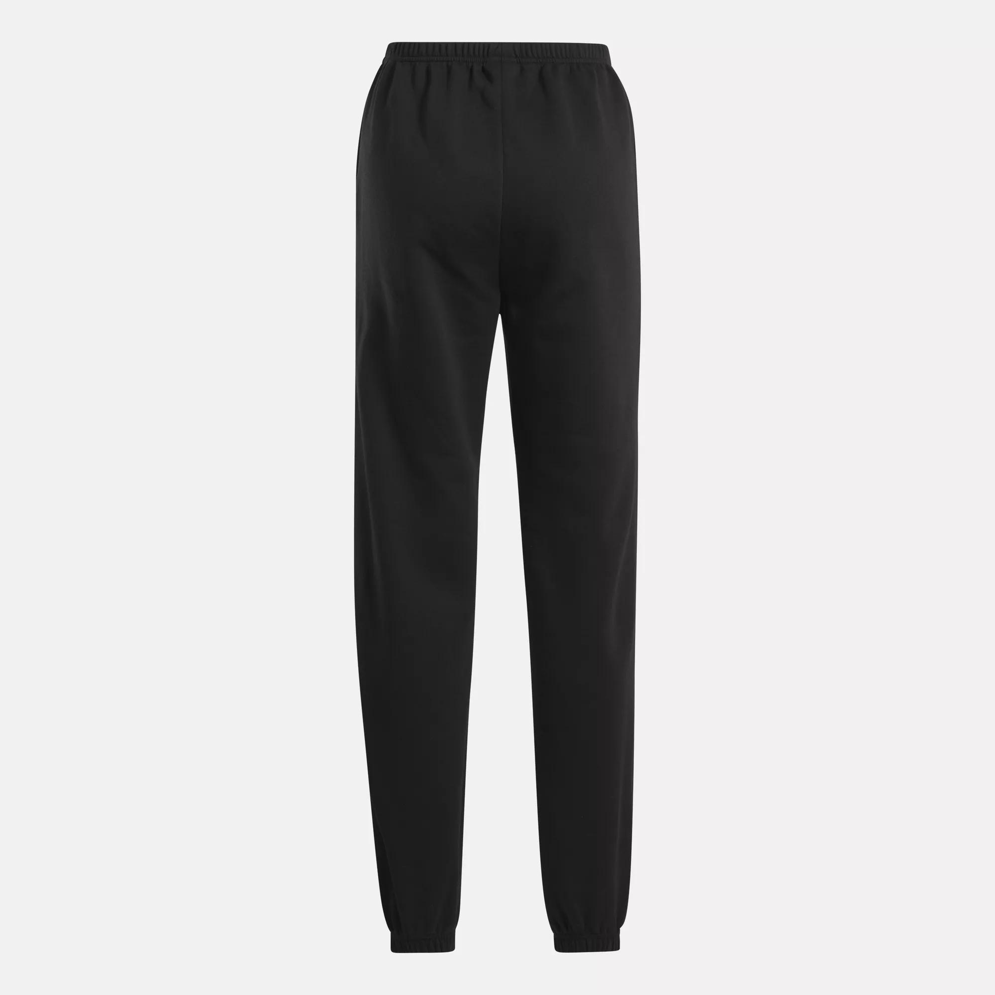 Women's Classics Fleece Slim Joggers Female Product Image