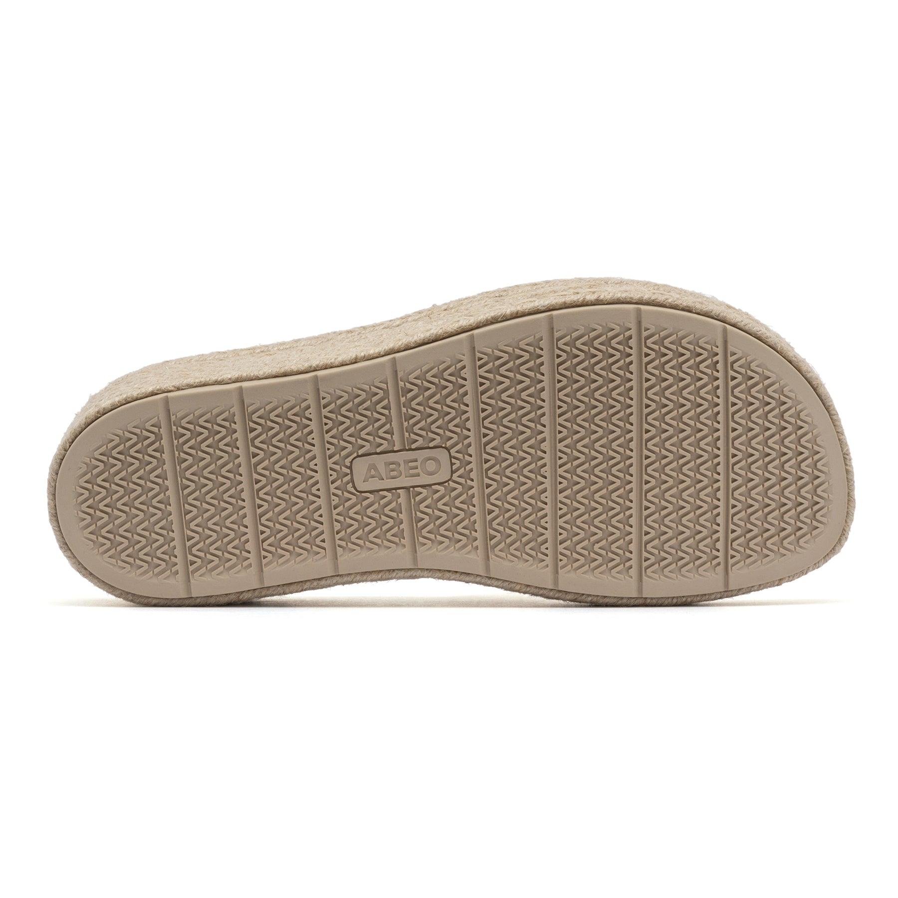 Solstice Slide Metatarsal Female Product Image