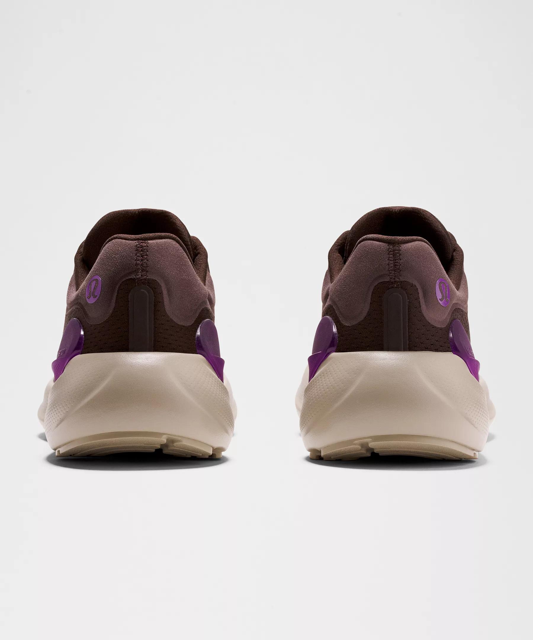 Men's Beyondfeel Running Shoe Product Image