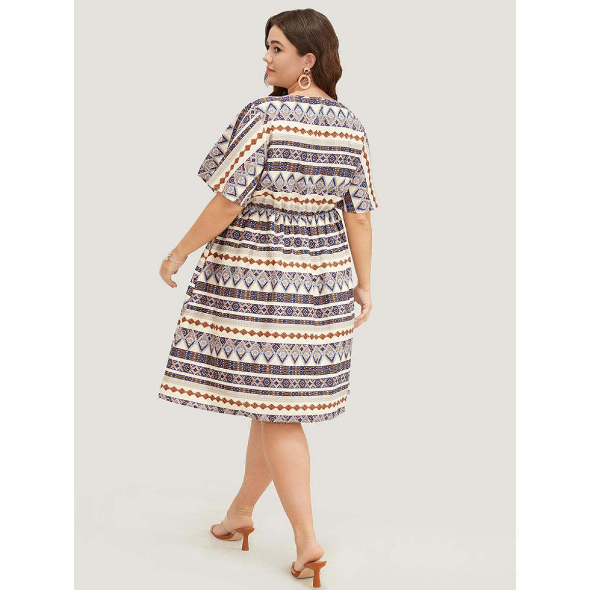 Plus Size Bandana Print Pocket Ruffle Keyhole Knee Dress Multicolor Women Vacation Keyhole V-neck Short sleeve Curvy Knee Dress BloomChic 28/5X Product Image