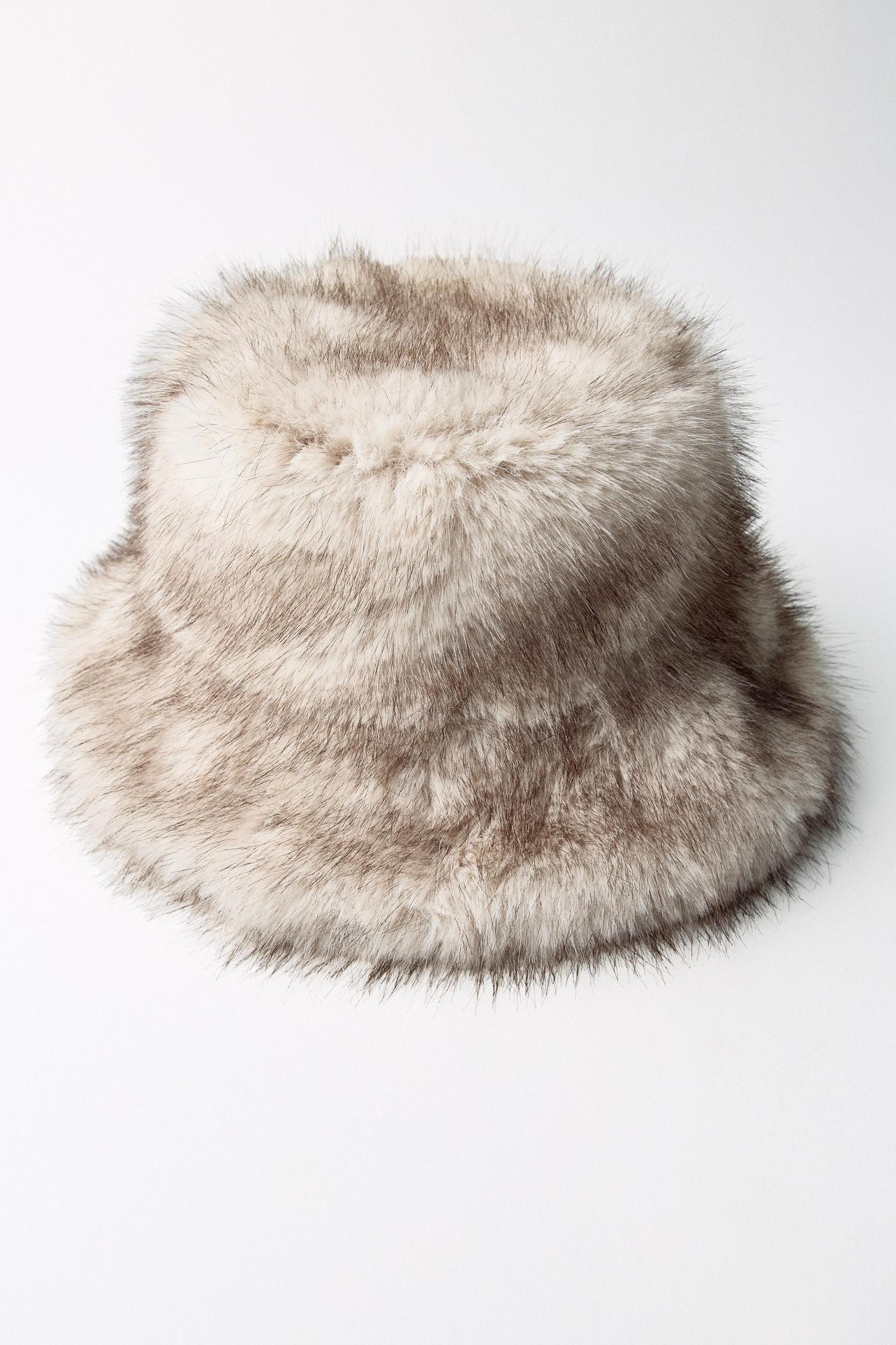 FAUX FUR HAT Product Image