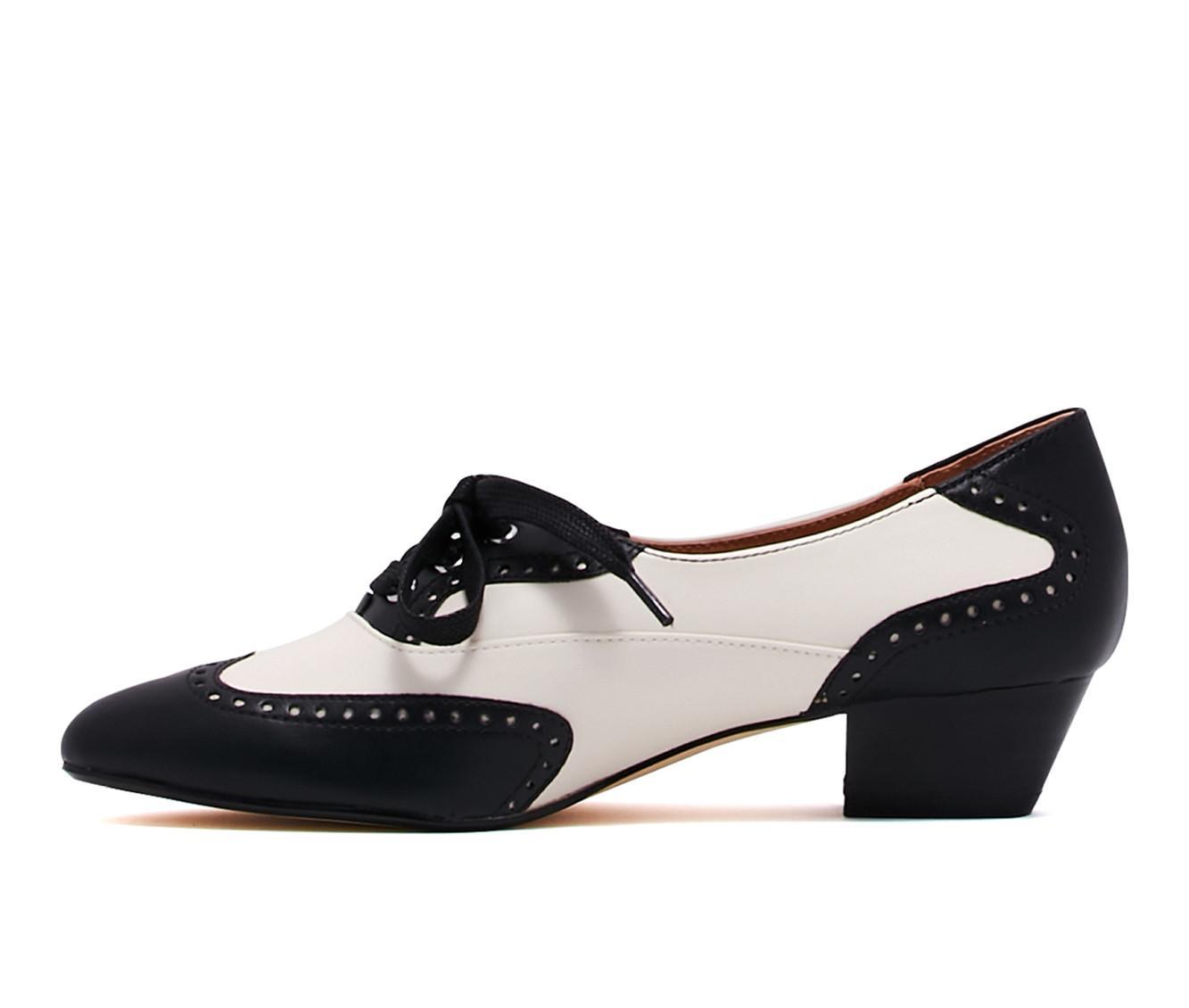 Women's Chelsea Crew Demi Low Heel Oxfords Product Image
