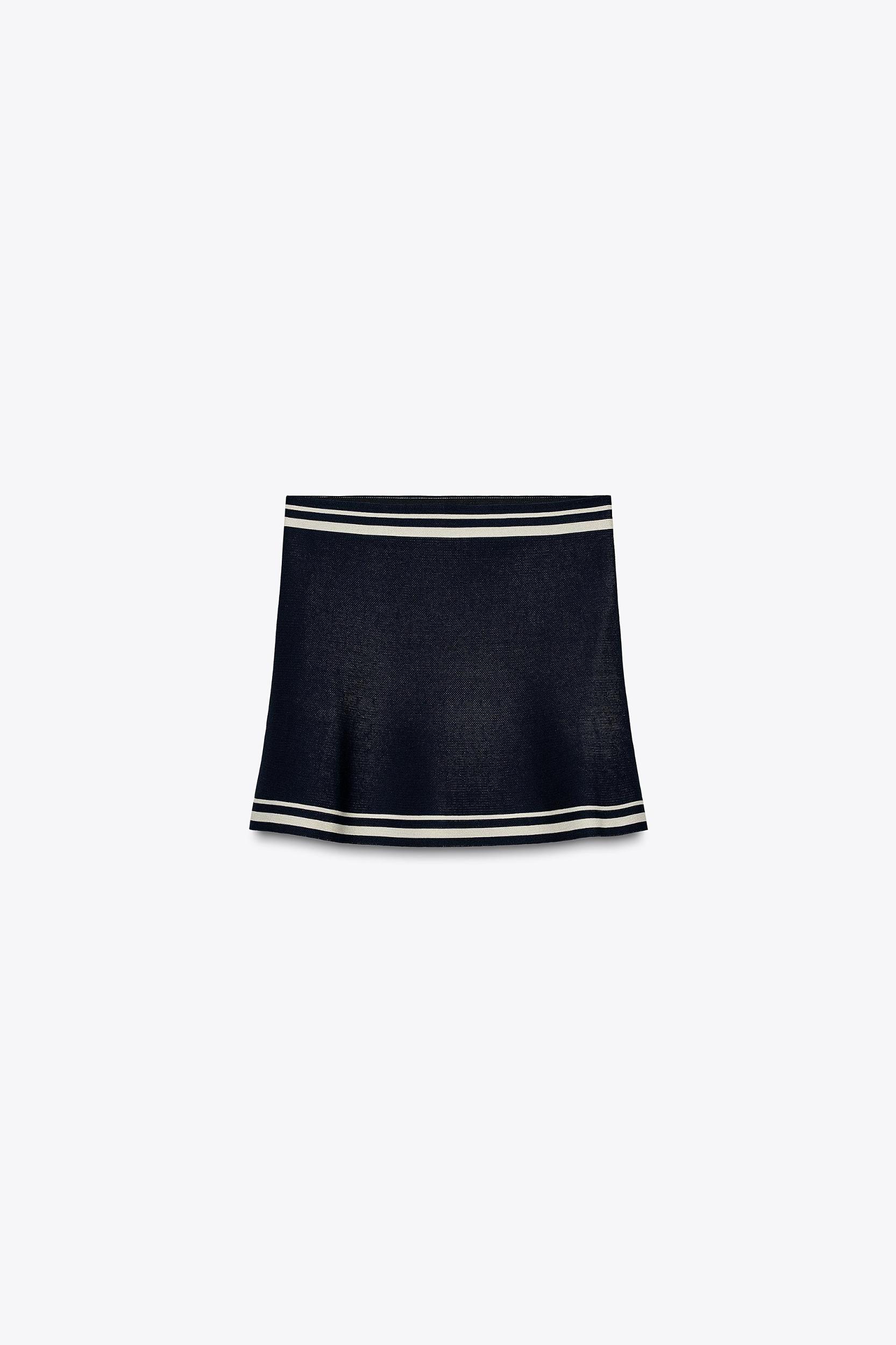 KNIT MINI SKIRT Product Image