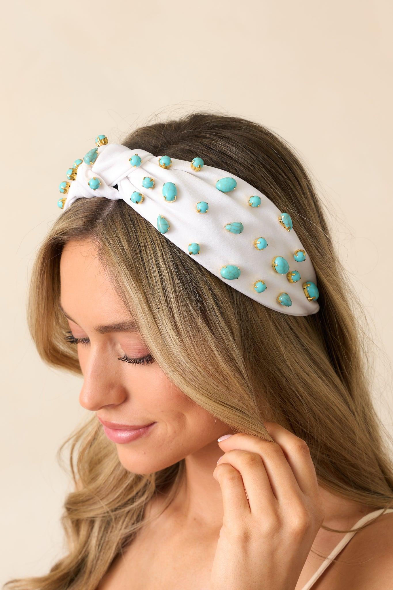 Keep It Sweet White Knotted Headband Product Image