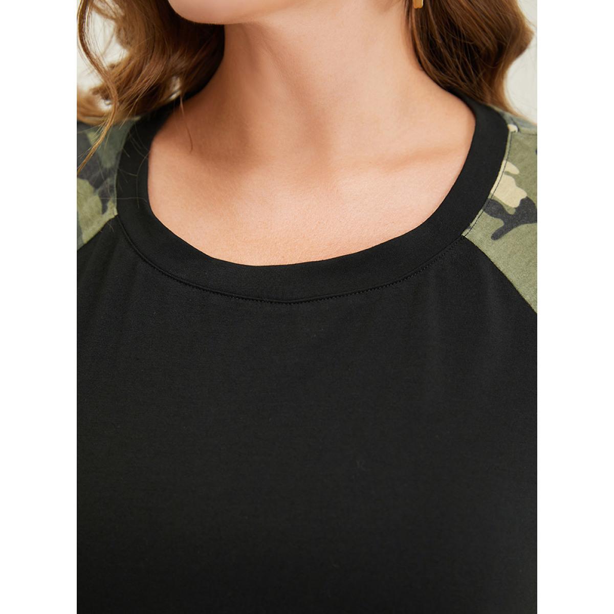Plus Size Camo Raglan Sleeve Round Neck T-shirt Black Women Casual Contrast Camo Round Neck Dailywear T-shirts BloomChic 14-16/1X Product Image