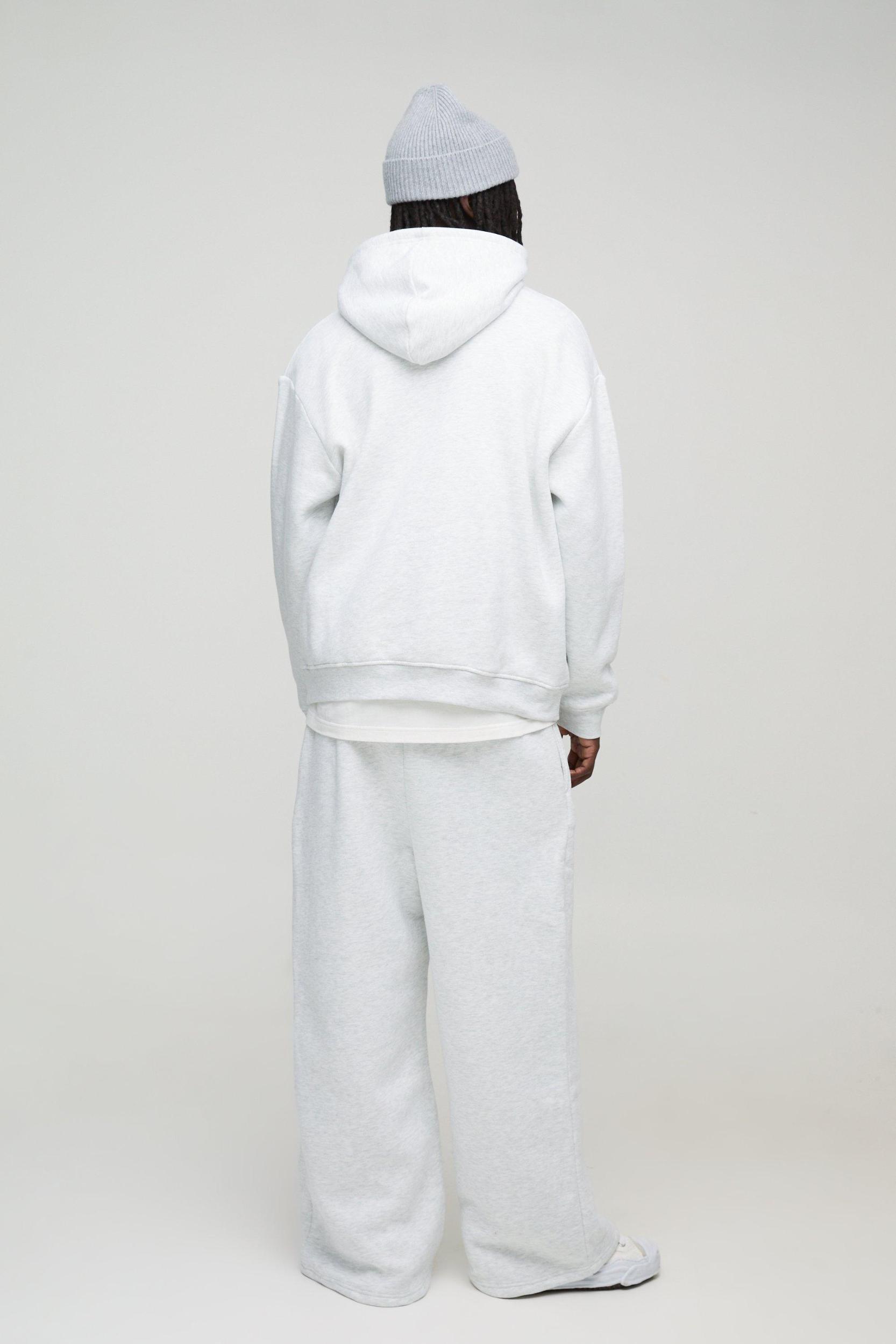 330GSM Extreme Wide Leg Basic Sweatpants | boohooMAN USA Product Image