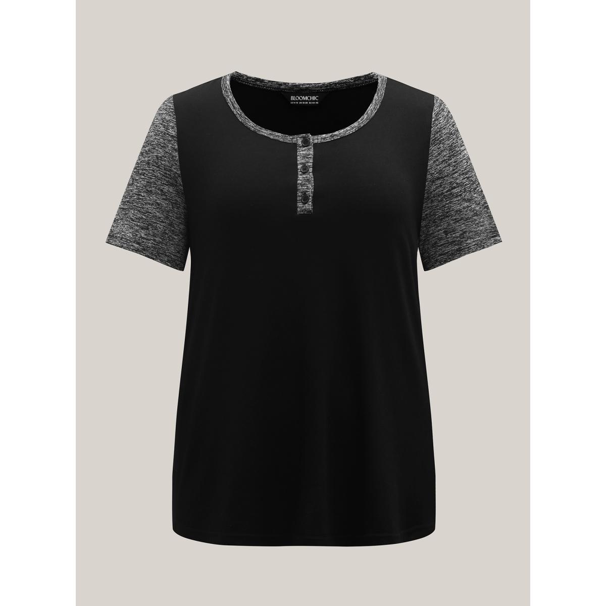 Plus Size Color Contrast Button Detail T-Shirt Black Women Contrast Round Neck Everyday-Casual T-shirts BloomChic 30/6X Product Image