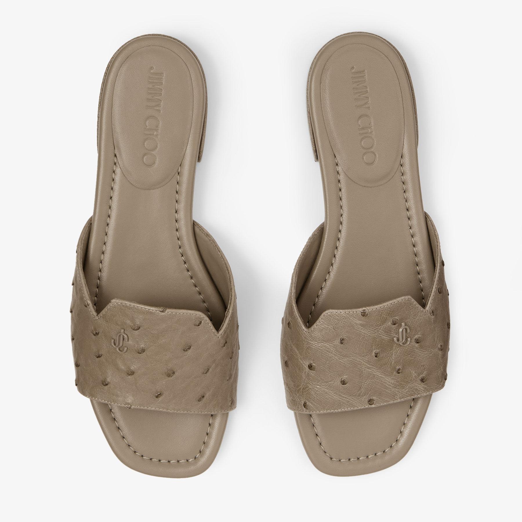 Dina Flat Product Image