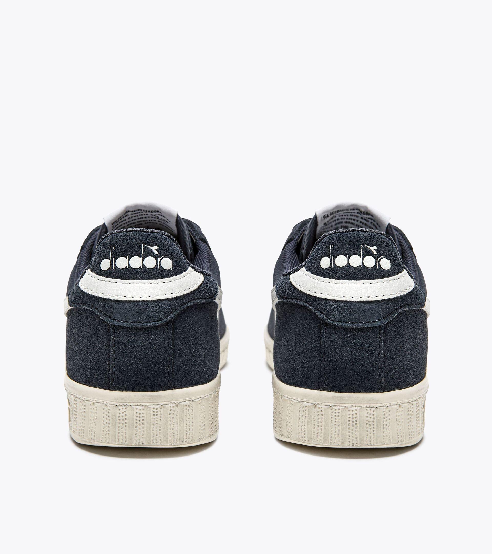 GAME L LOW SUEDE WAXED Product Image