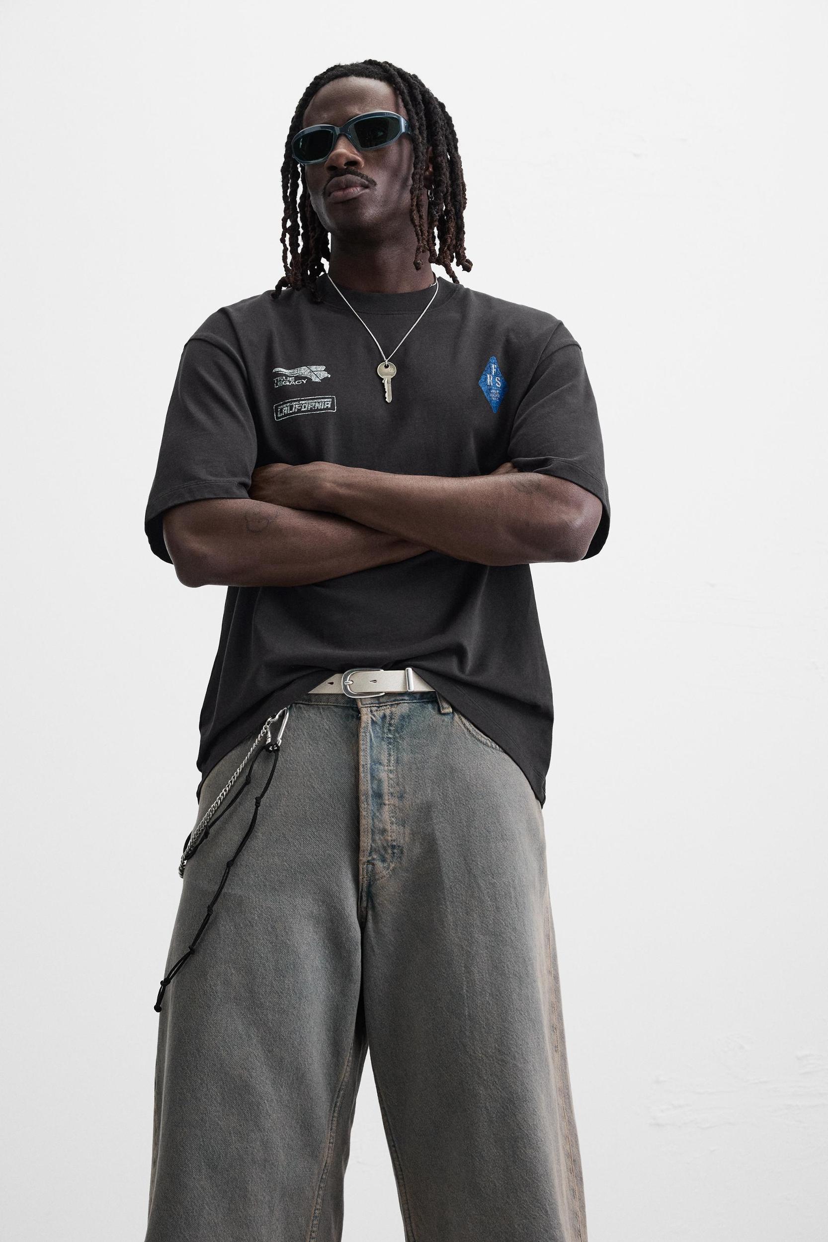 COMBINATION PRINT T-SHIRT Product Image