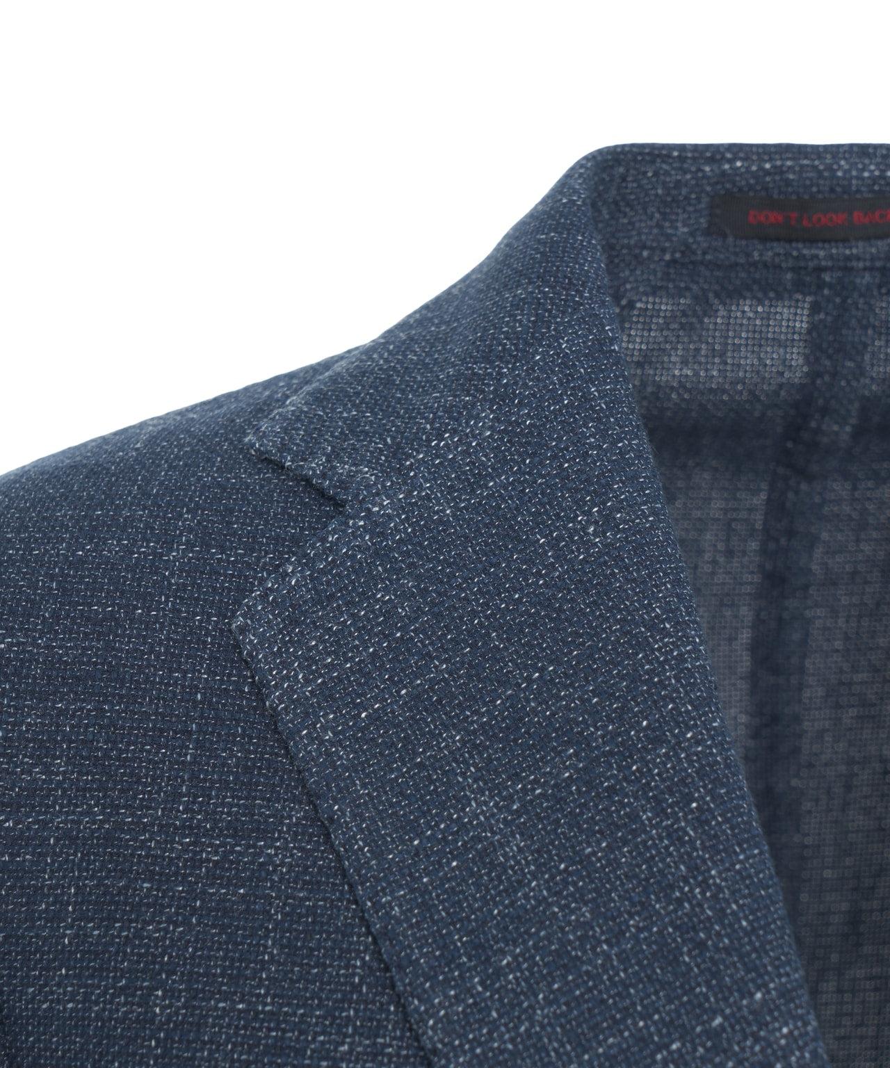 Single-breasted blazer in boucle Product Image