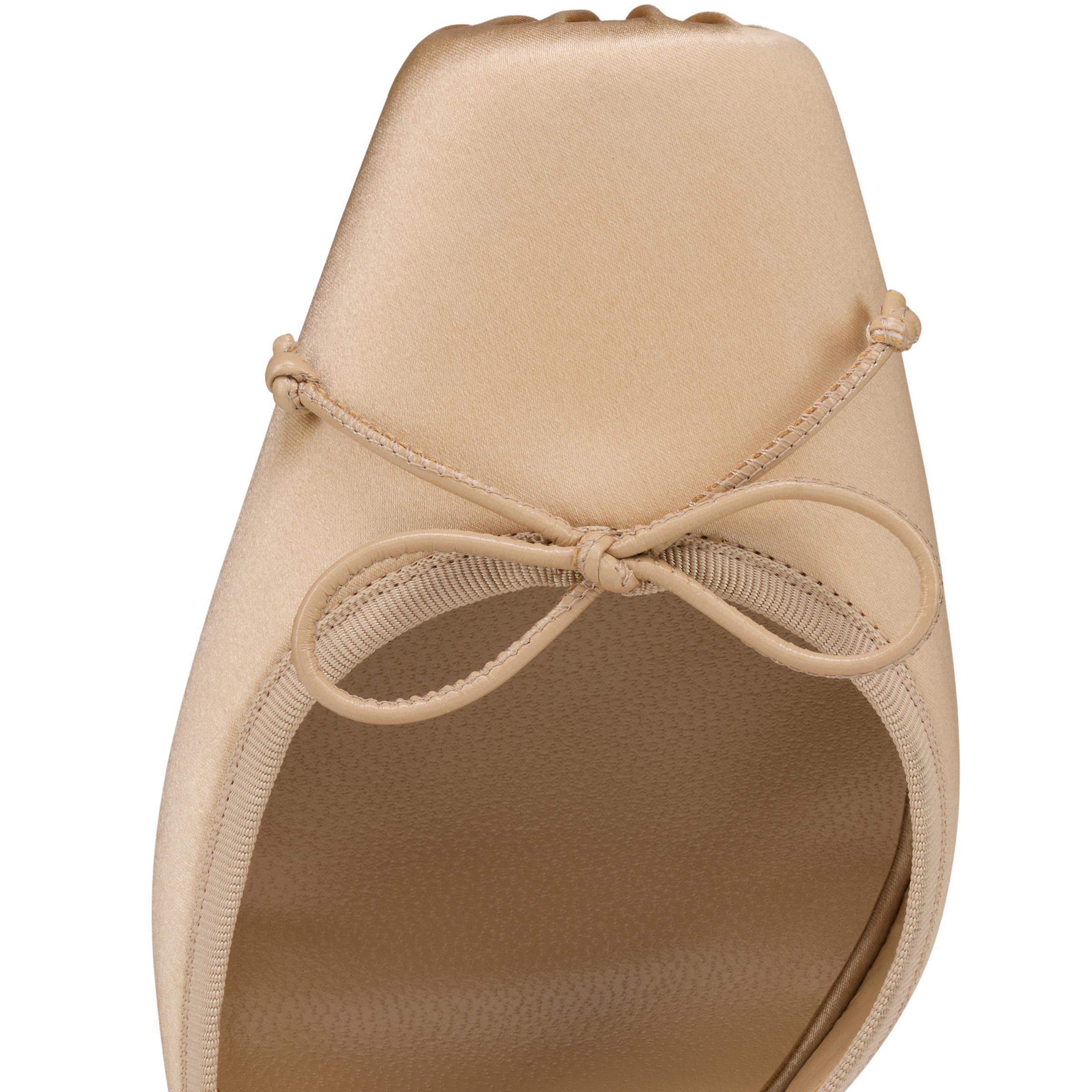 Cassia Lace Up Product Image