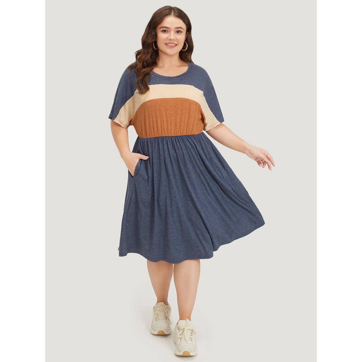 Plus Size Supersoft Essentials Contrast Pocket Gathered Elastic Waist Dress DarkBlue Women Casual Plain Round Neck Short sleeve Curvy Midi Dress BloomChic 12/L Product Image