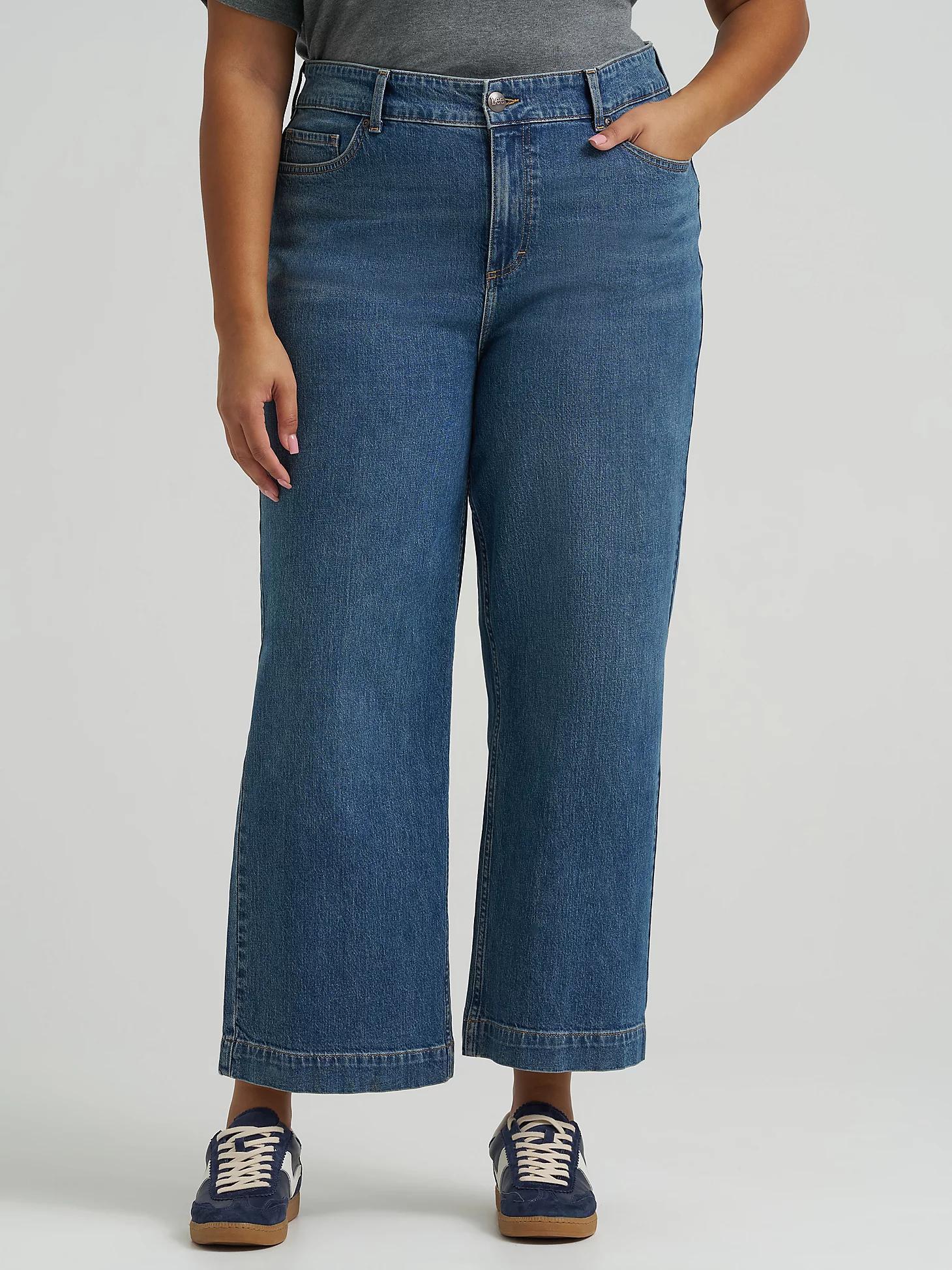 Women's Legendary Wide Leg Crop Jean (Plus) | Women's Jeans | Lee® Product Image