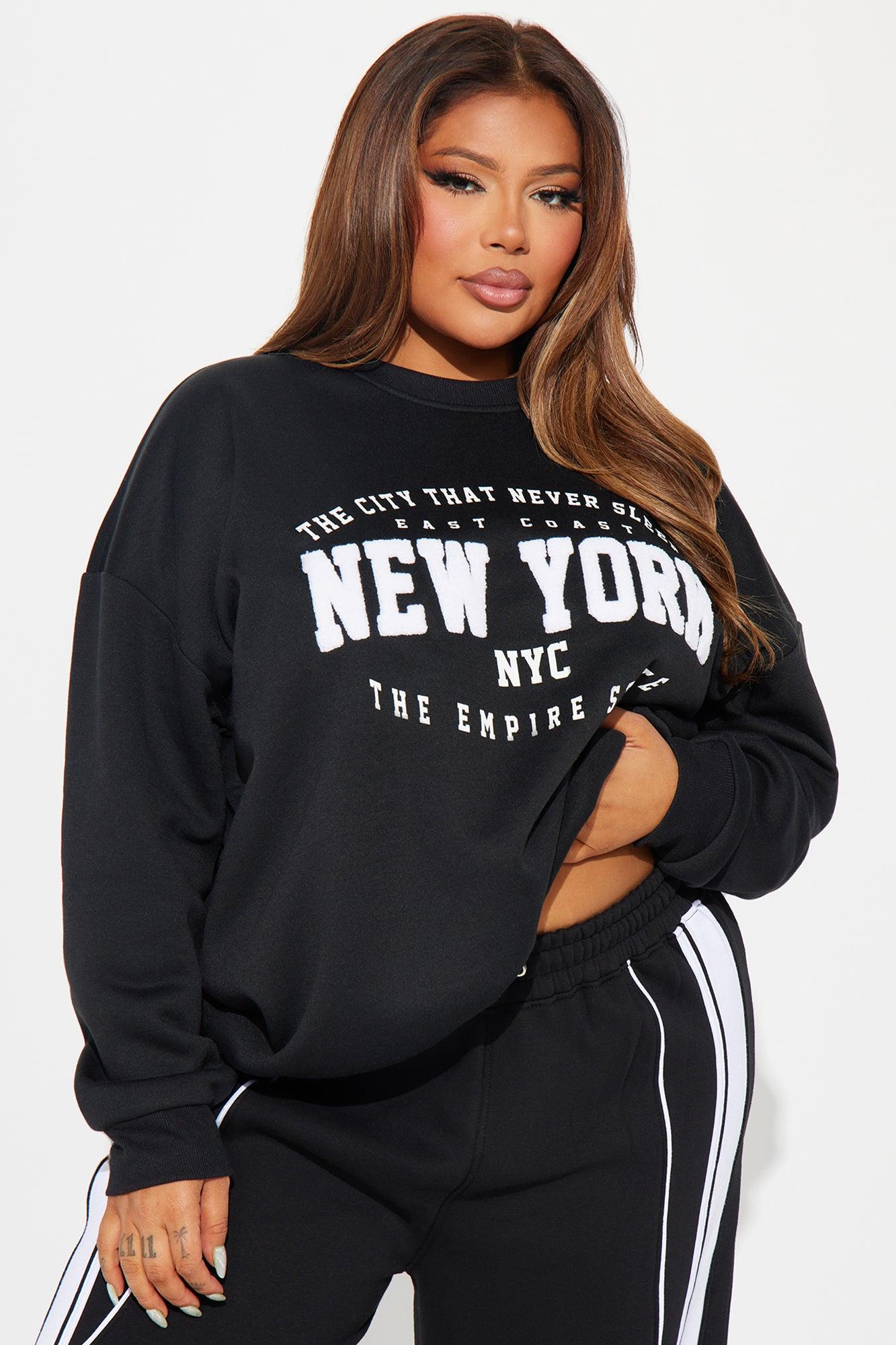 The City Never Sleeps NY Sweatshirt - Black Product Image