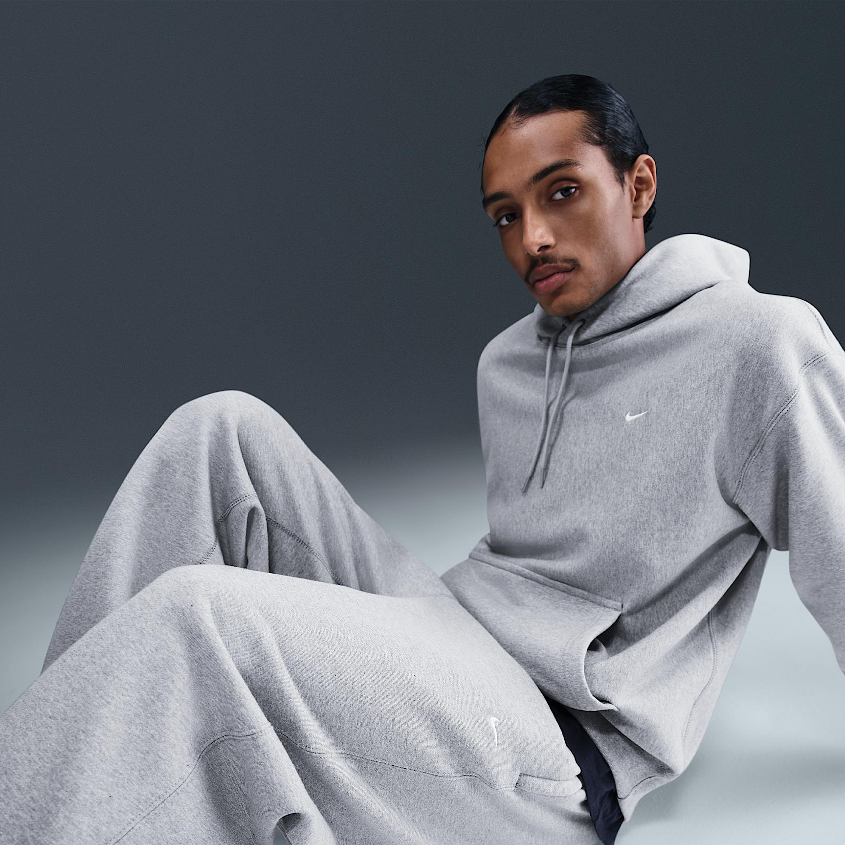 Nike Mens Solo Swoosh Fleece Open-Hem Pants | HV1090-010 Product Image