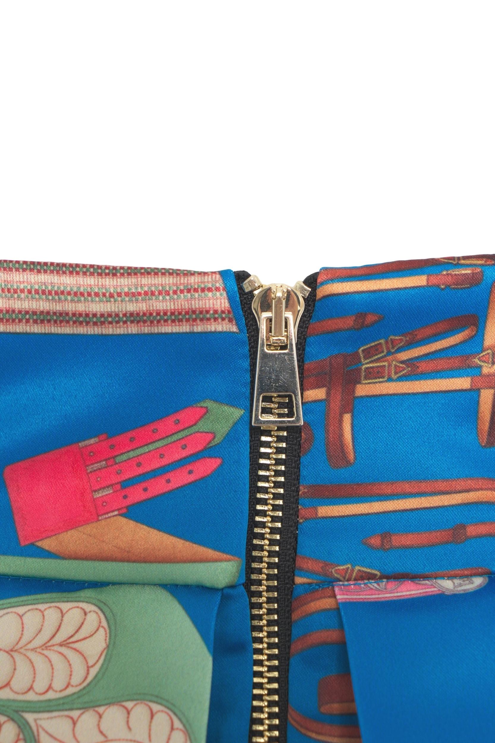 Pleated skirt with print Product Image