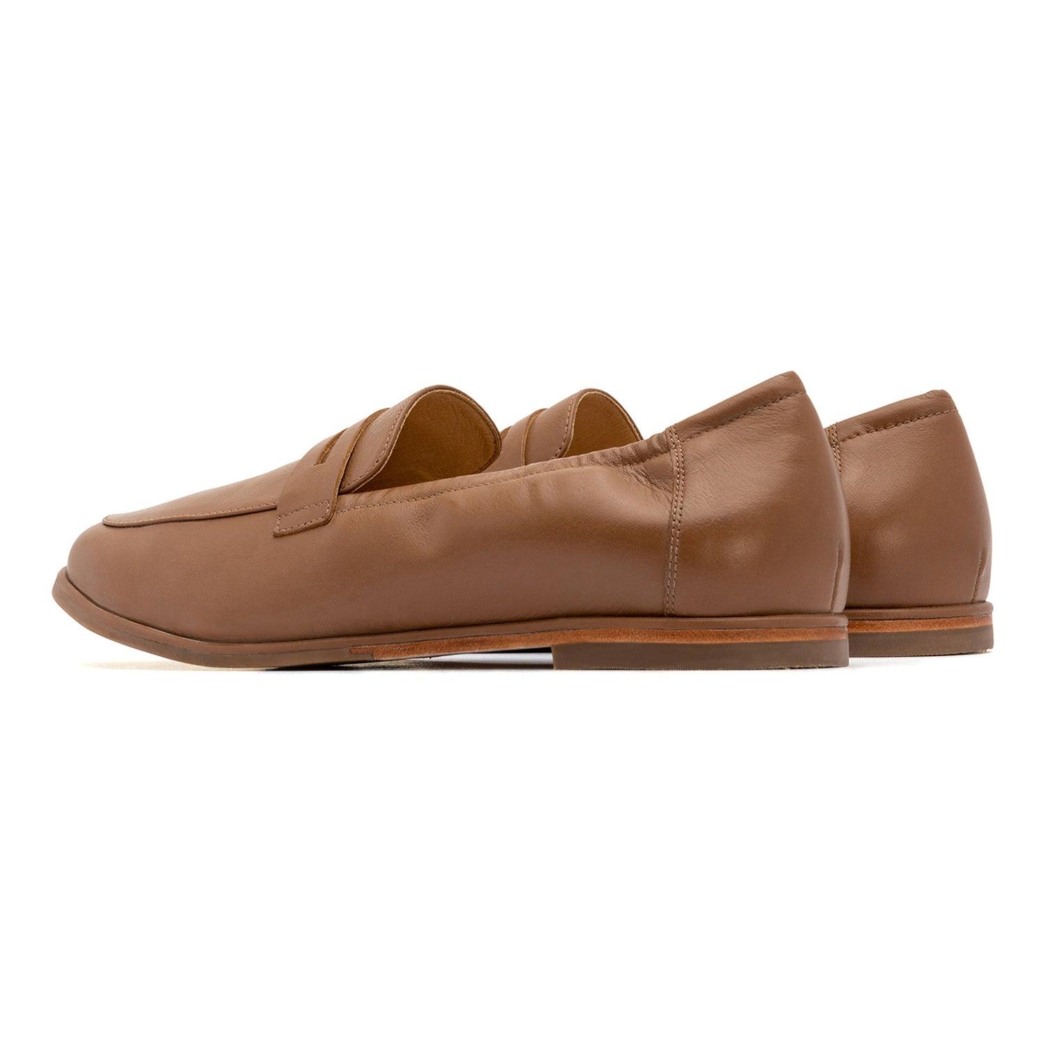 Strada Loafer Metatarsal Female Product Image