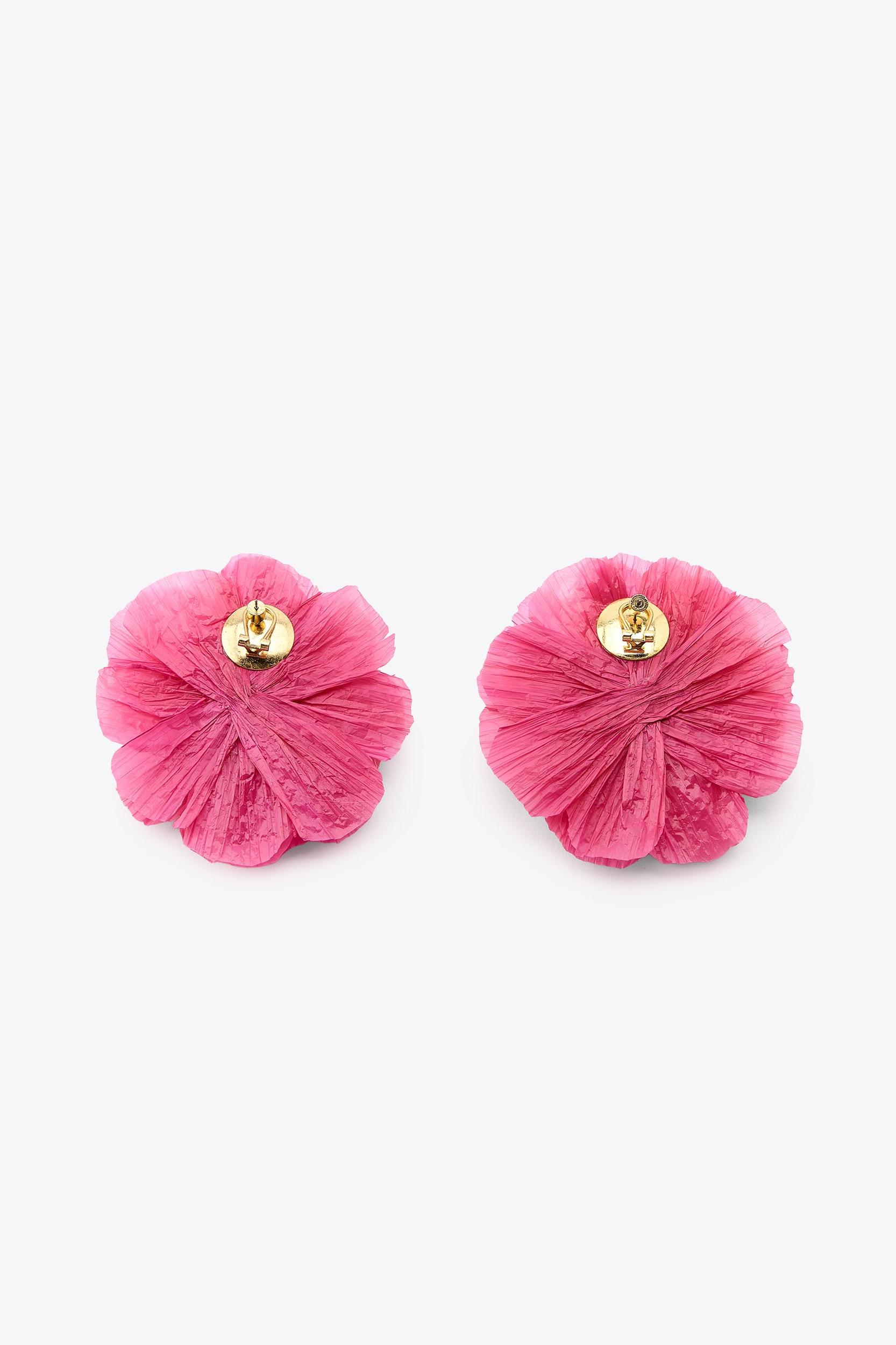 RAFFIA FLOWER EARRINGS Product Image