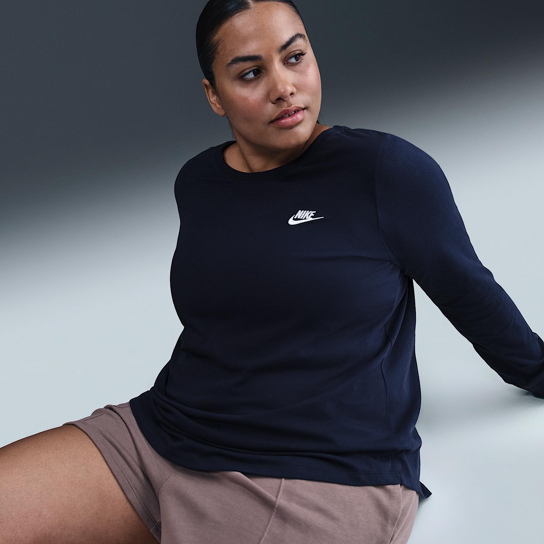 Nike Sportswear Club Women's Long-Sleeve T-Shirt (Plus Size) Product Image