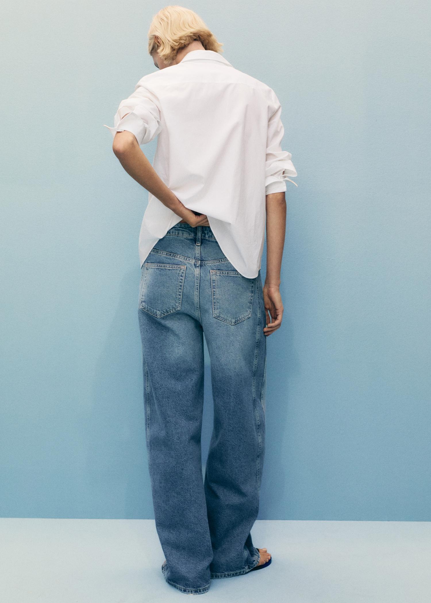 High-rise balloon jeans - Women | MANGO USA Product Image