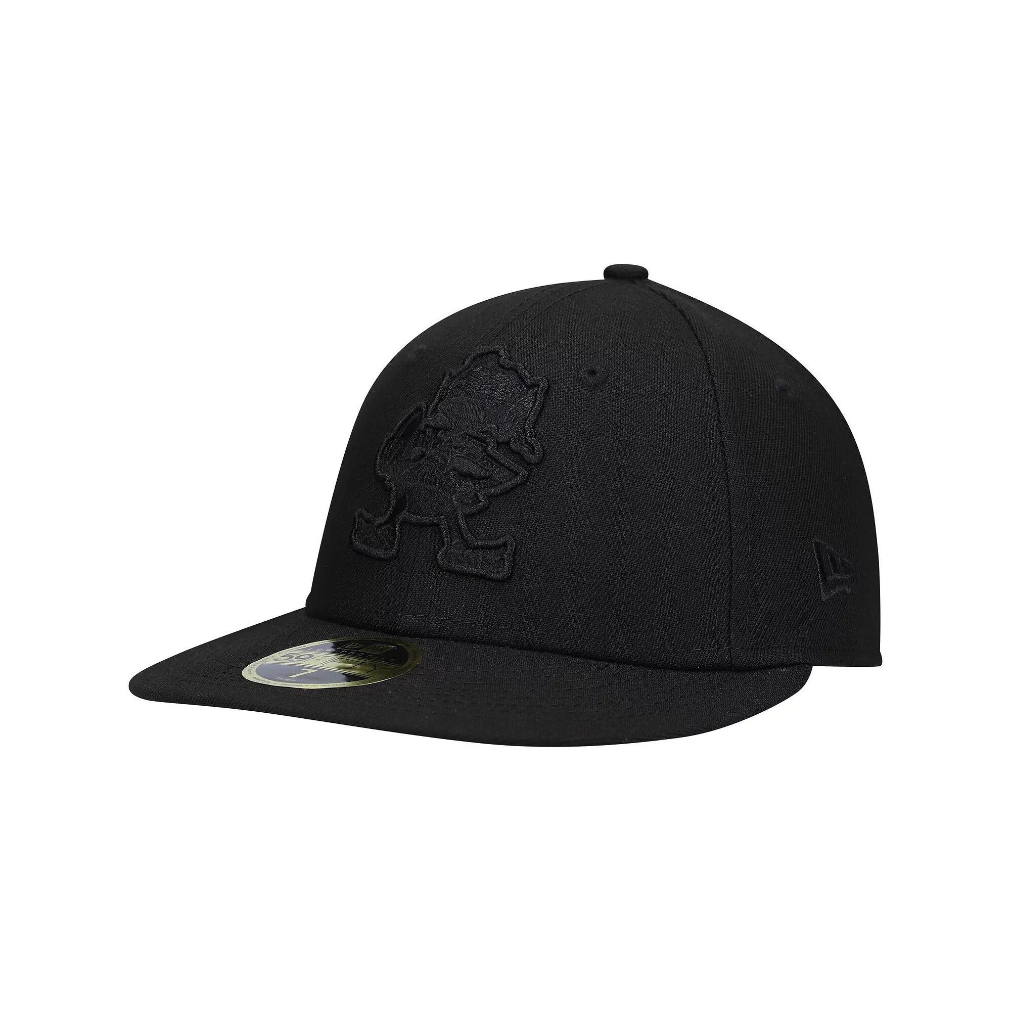 Men's New Era Black Cleveland Browns Historic Logo Black on Black Low Profile 59FIFTY II Fitted Hat,  Product Image
