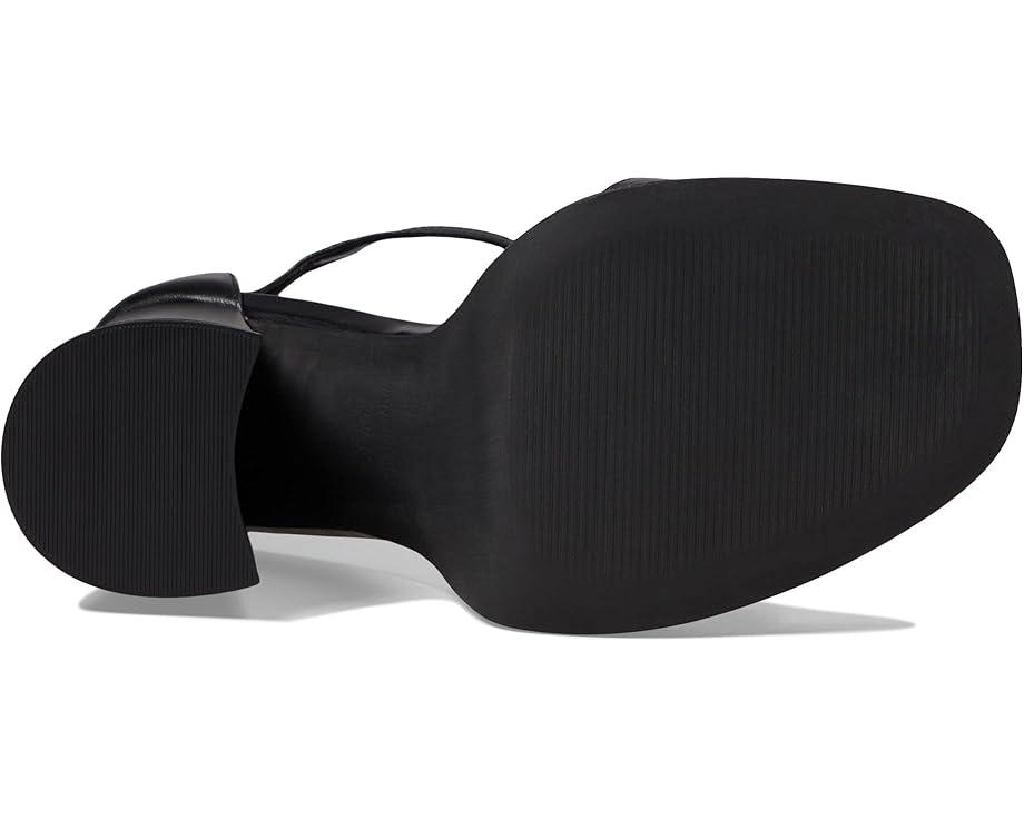 Lessa Sandal Product Image