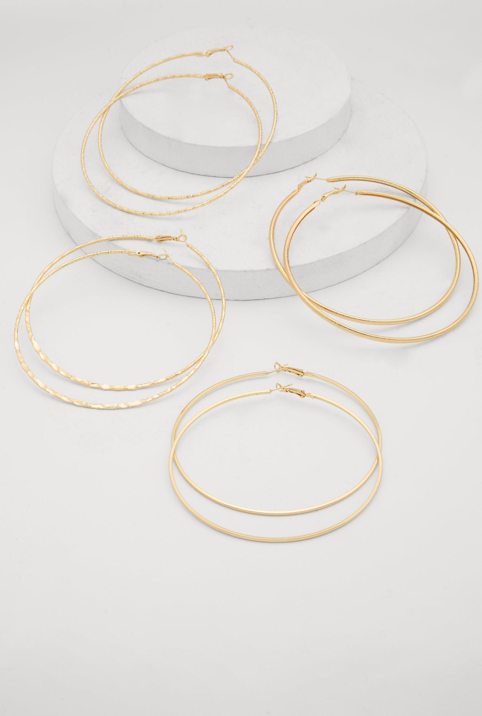 Wavy Metallic Drop Earrings Male Product Image