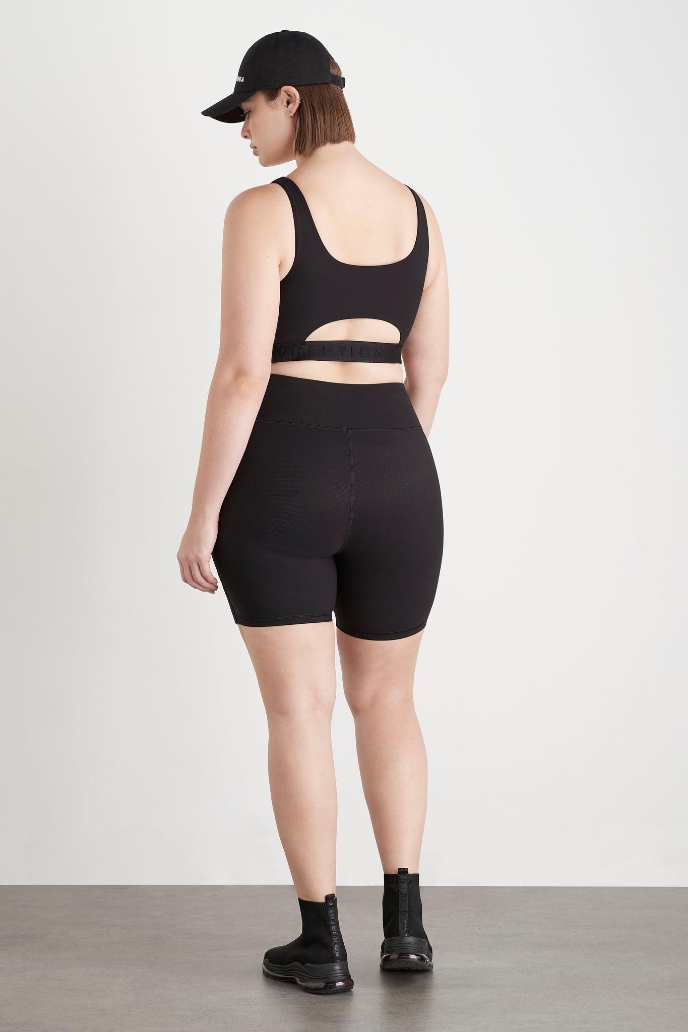 Essential Mid Length Bike Shorts 601 Product Image