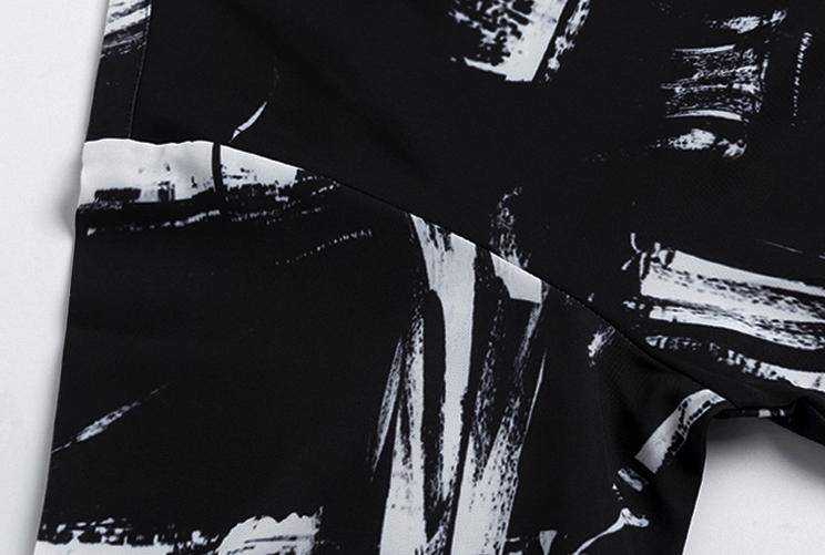 RT No. 2806 LOOSE GRAFFITI STYLE COLLAR SHIRT Product Image