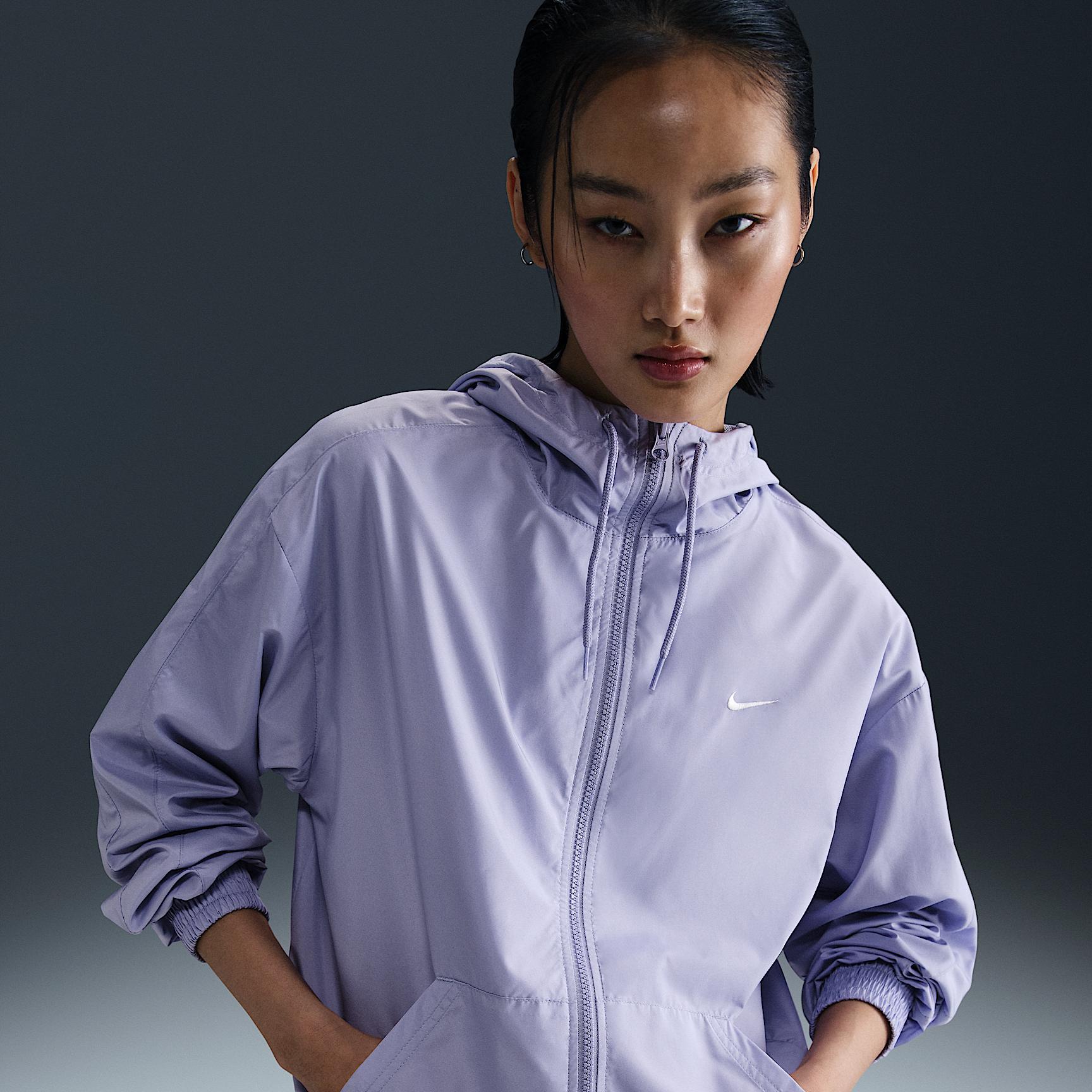 Nike Sportswear Classic Wovens Women's Loose UV Hooded Jacket Product Image