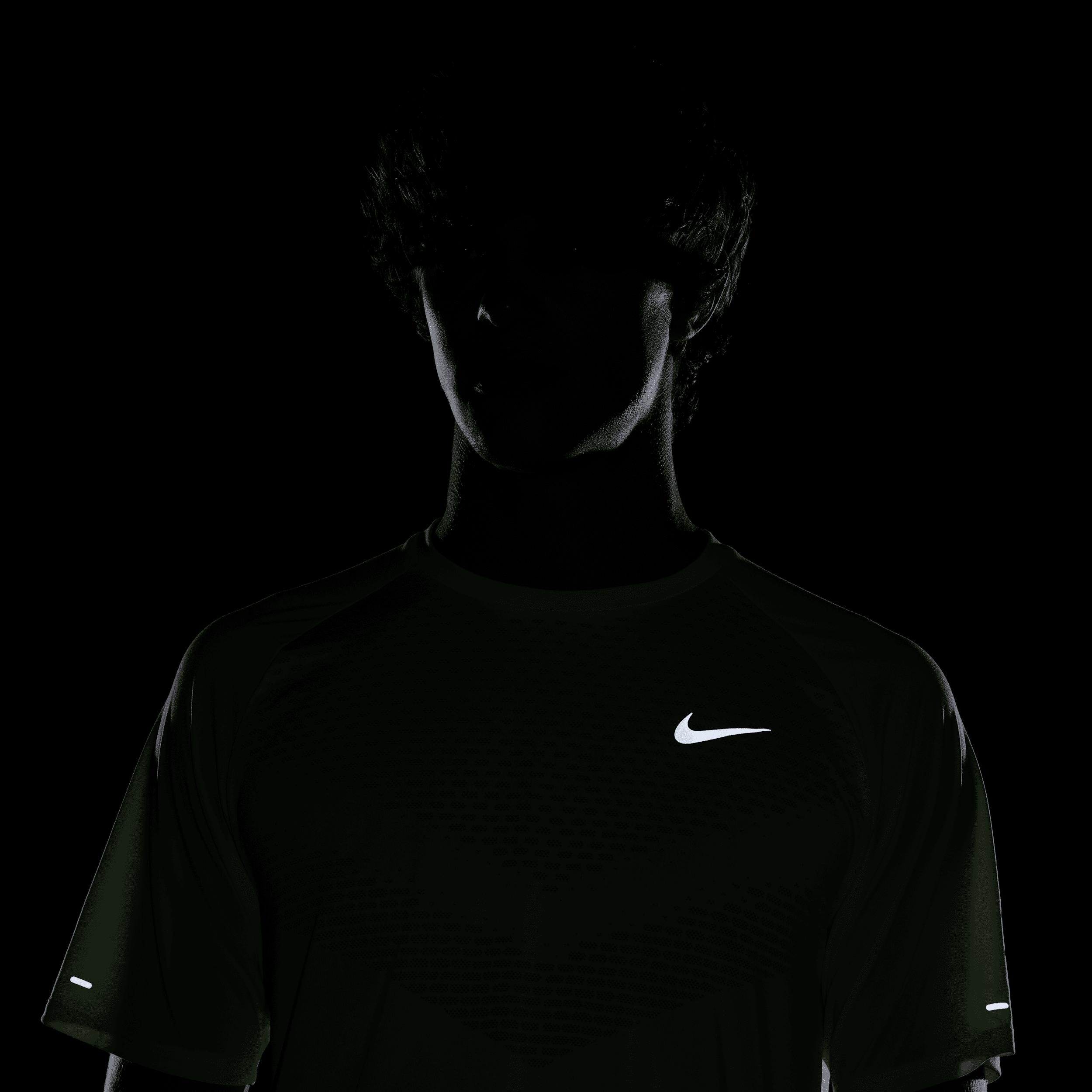 Nike Men's Stride Dri-FIT ADV Short-Sleeve Running Top Product Image