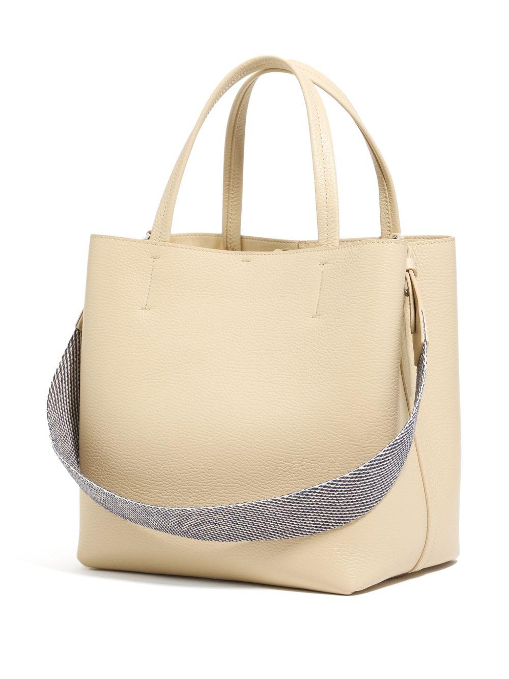 leather tote bag Product Image