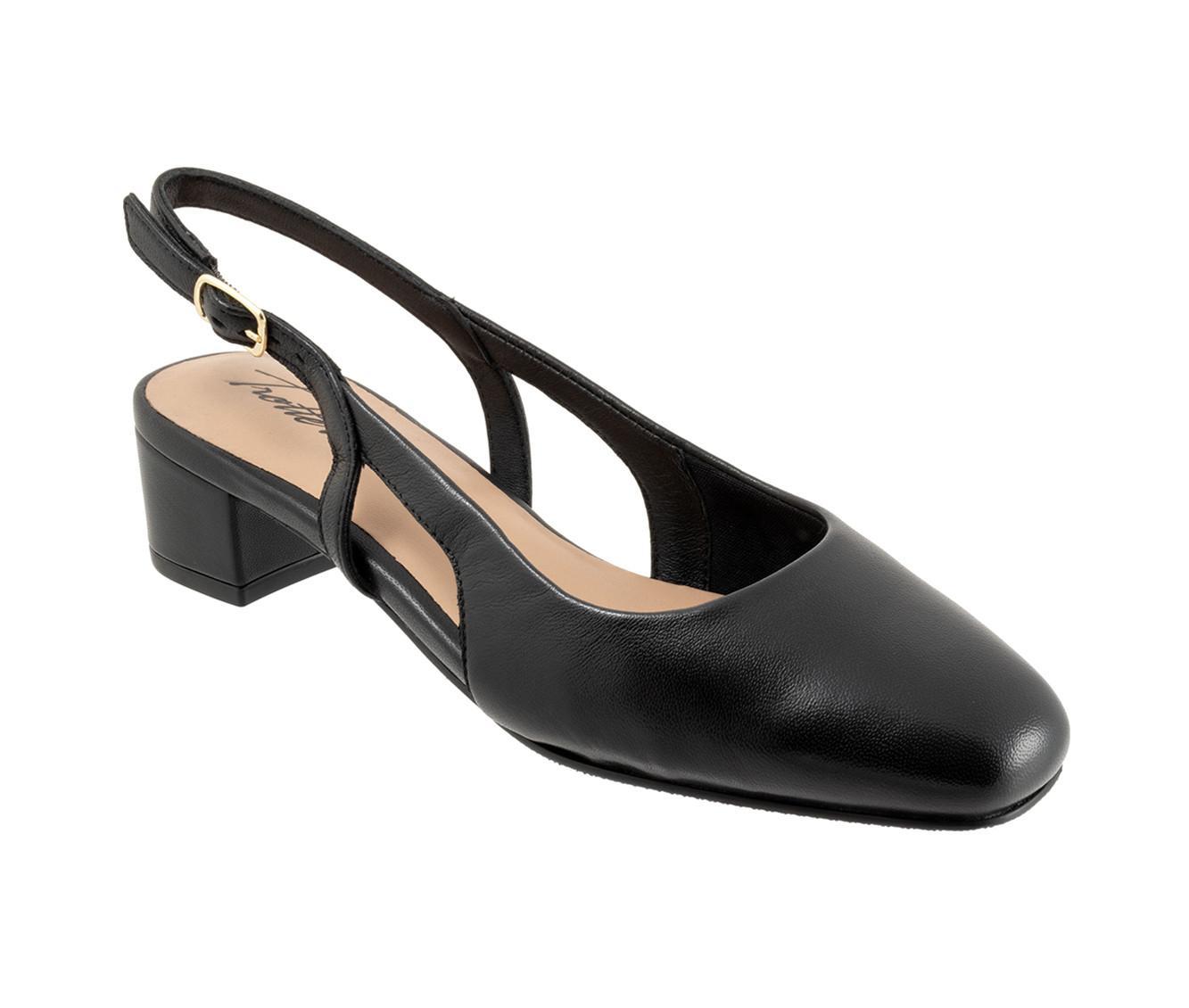 Women's Trotters Dottie Pumps Product Image