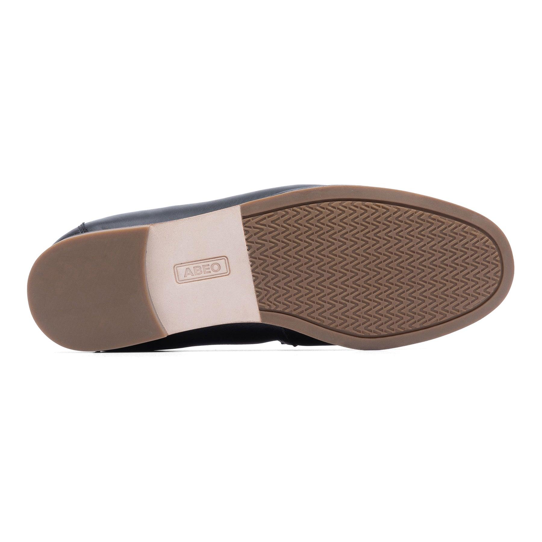 Strada Loafer Female Product Image
