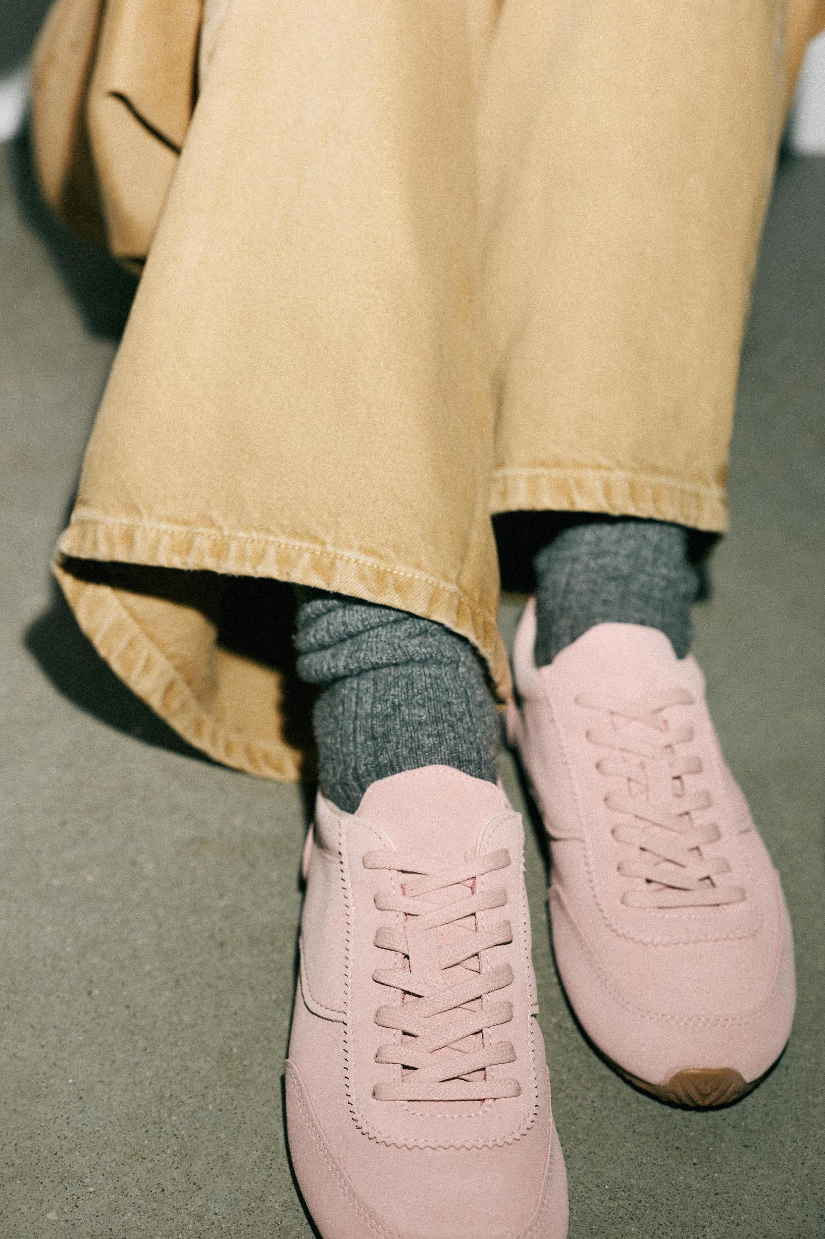 CONTRAST LEATHER SNEAKERS Product Image