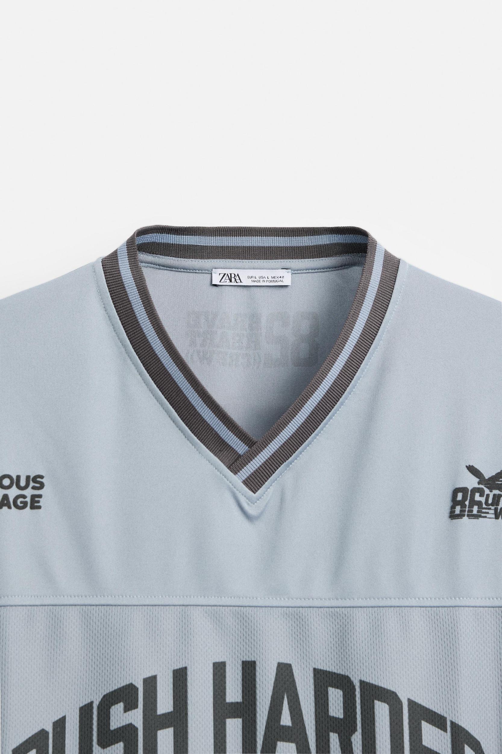 VARSITY TEXTURED T-SHIRT Product Image