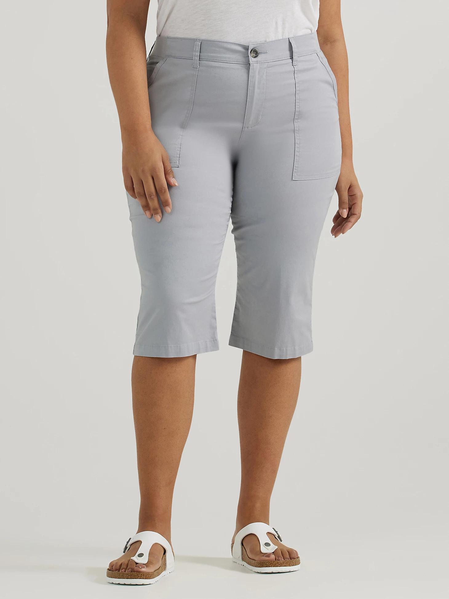 Women's Ultra Lux Comfort with Flex-to-Go Relaxed Fit Utility Skimmer (Plus) | Women's Capris & Crops | Lee® Product Image