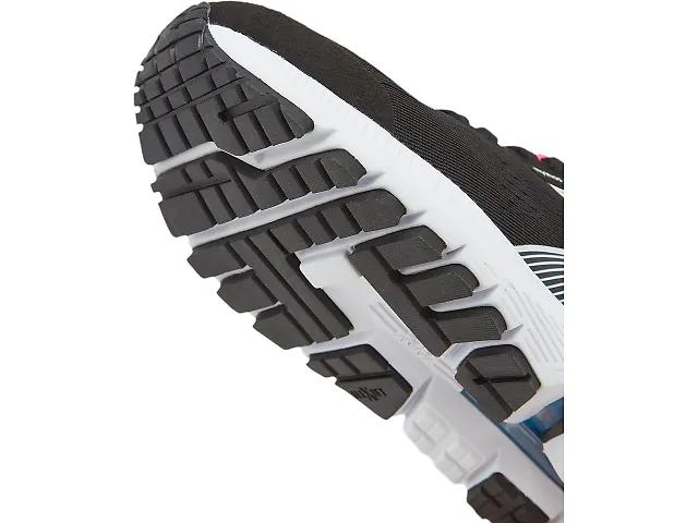 Women's | Diadora Mythos Blushield Vigore 2 Product Image