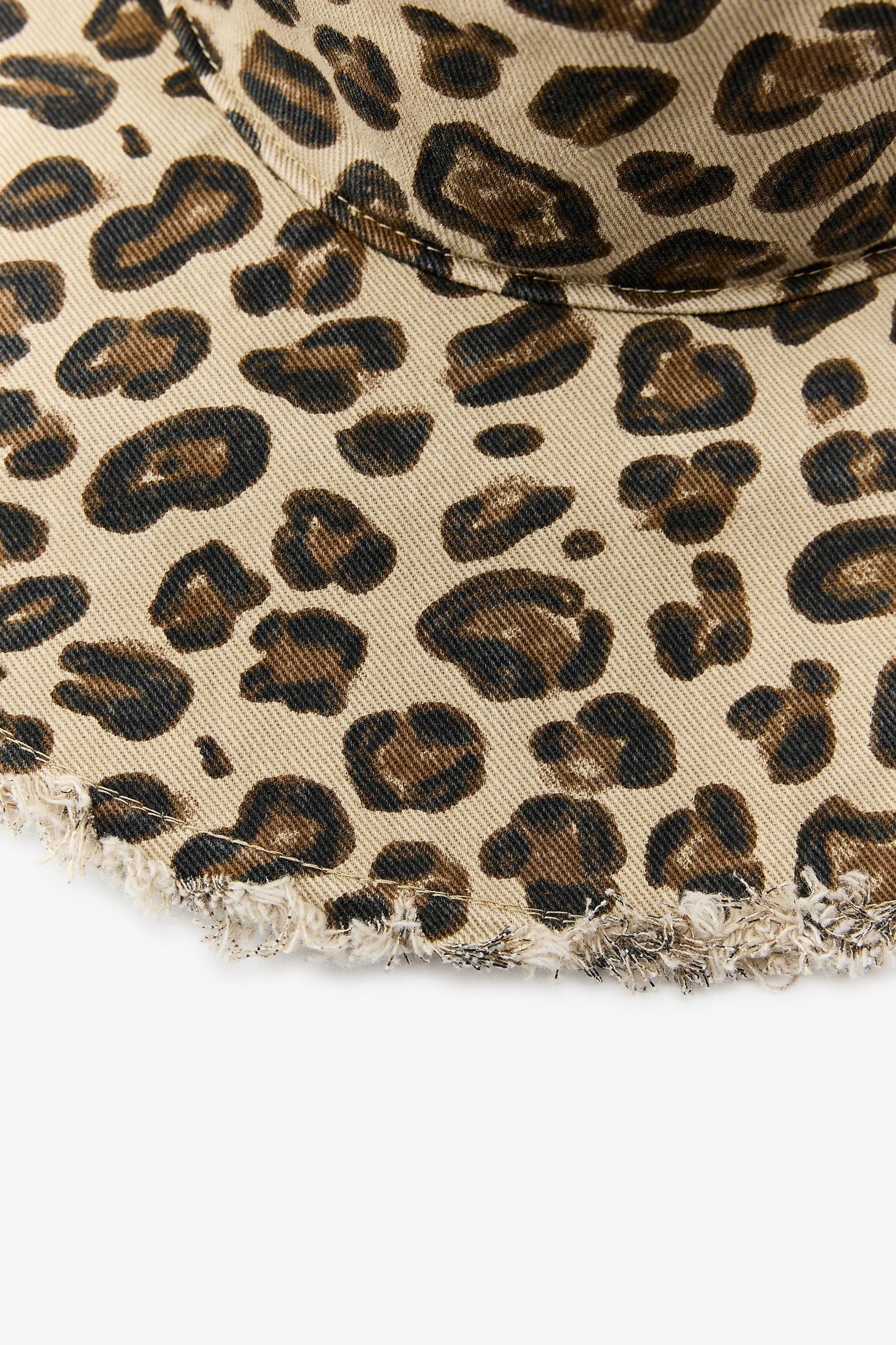 ANIMAL PRINT BUCKET HAT Product Image