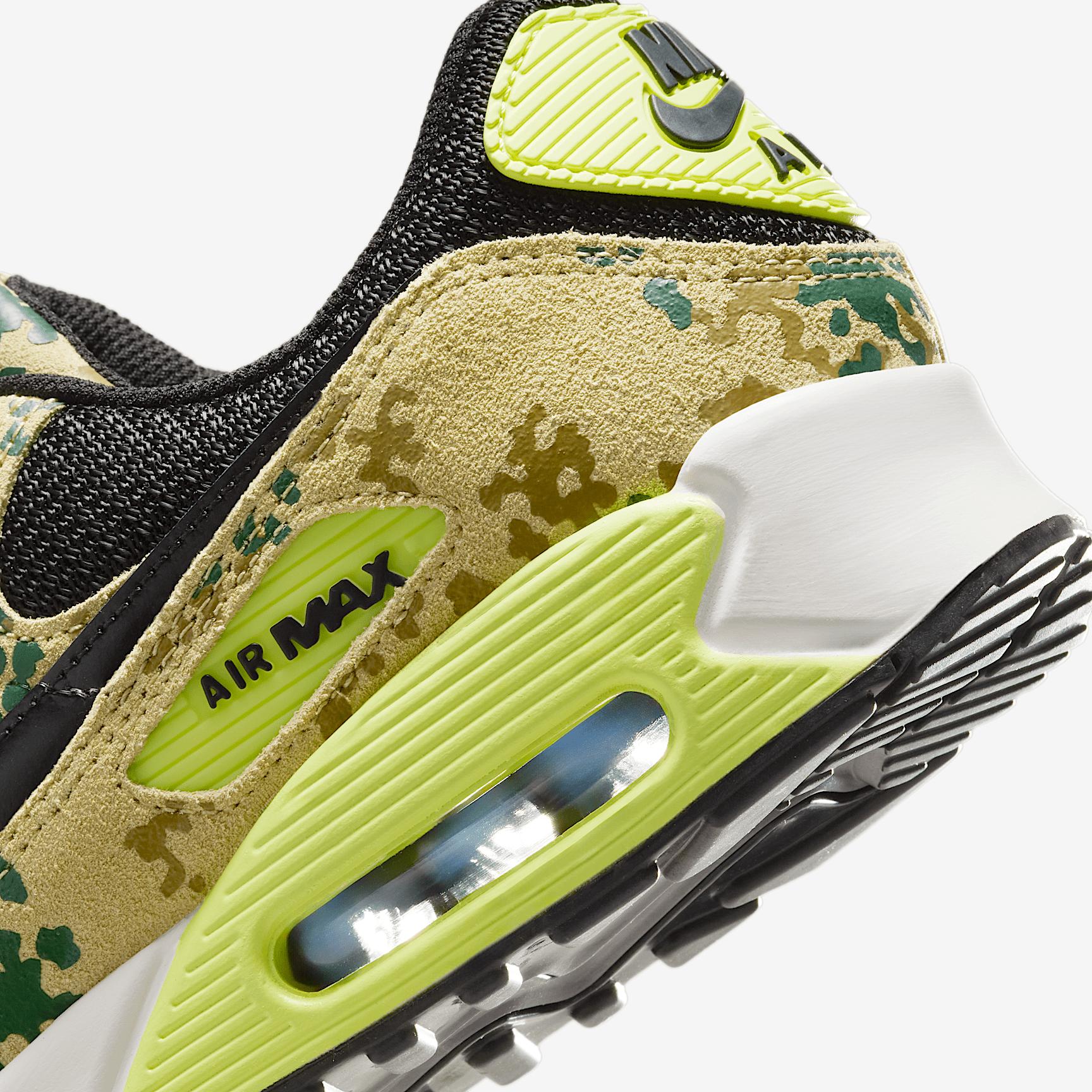 Nike Men's Air Max 90 Premium Shoes Product Image
