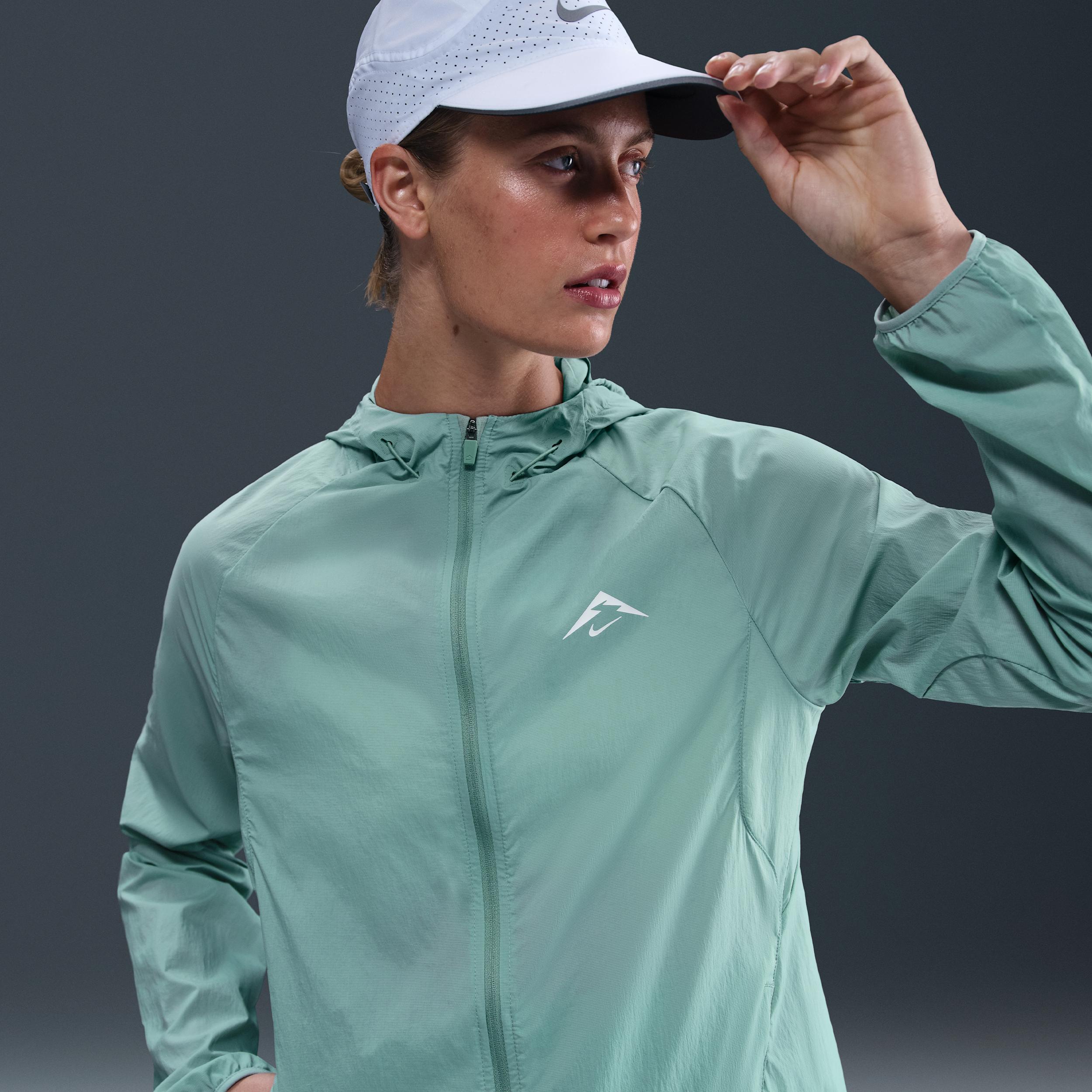 Nike Womens Trail Repel Running Jacket | HJ2250-017 Product Image