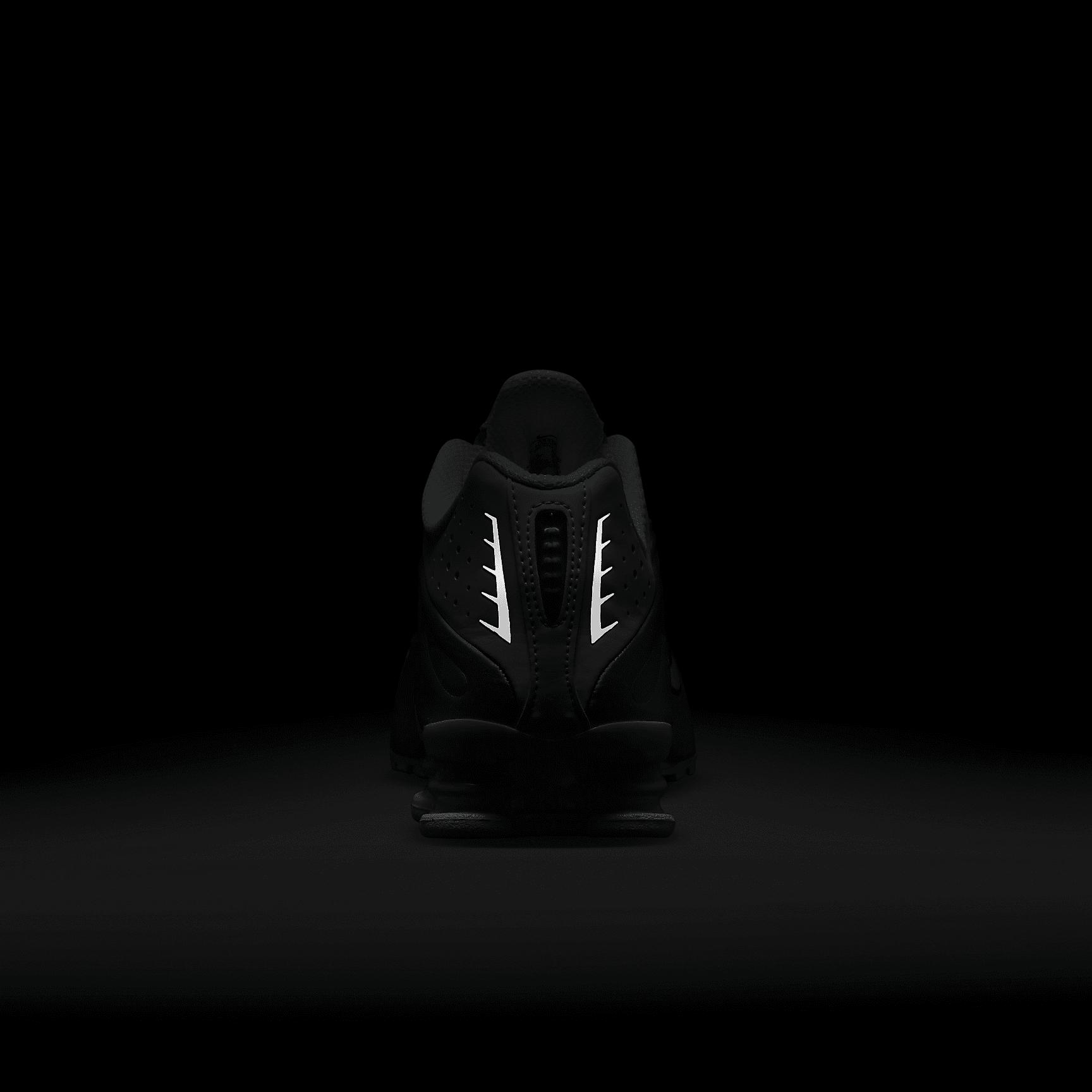 Nike Shox R4 Women's Shoes Product Image