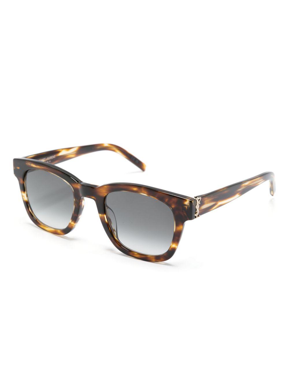tortoiseshell-effect wayfarer-frame sunglasses  Product Image