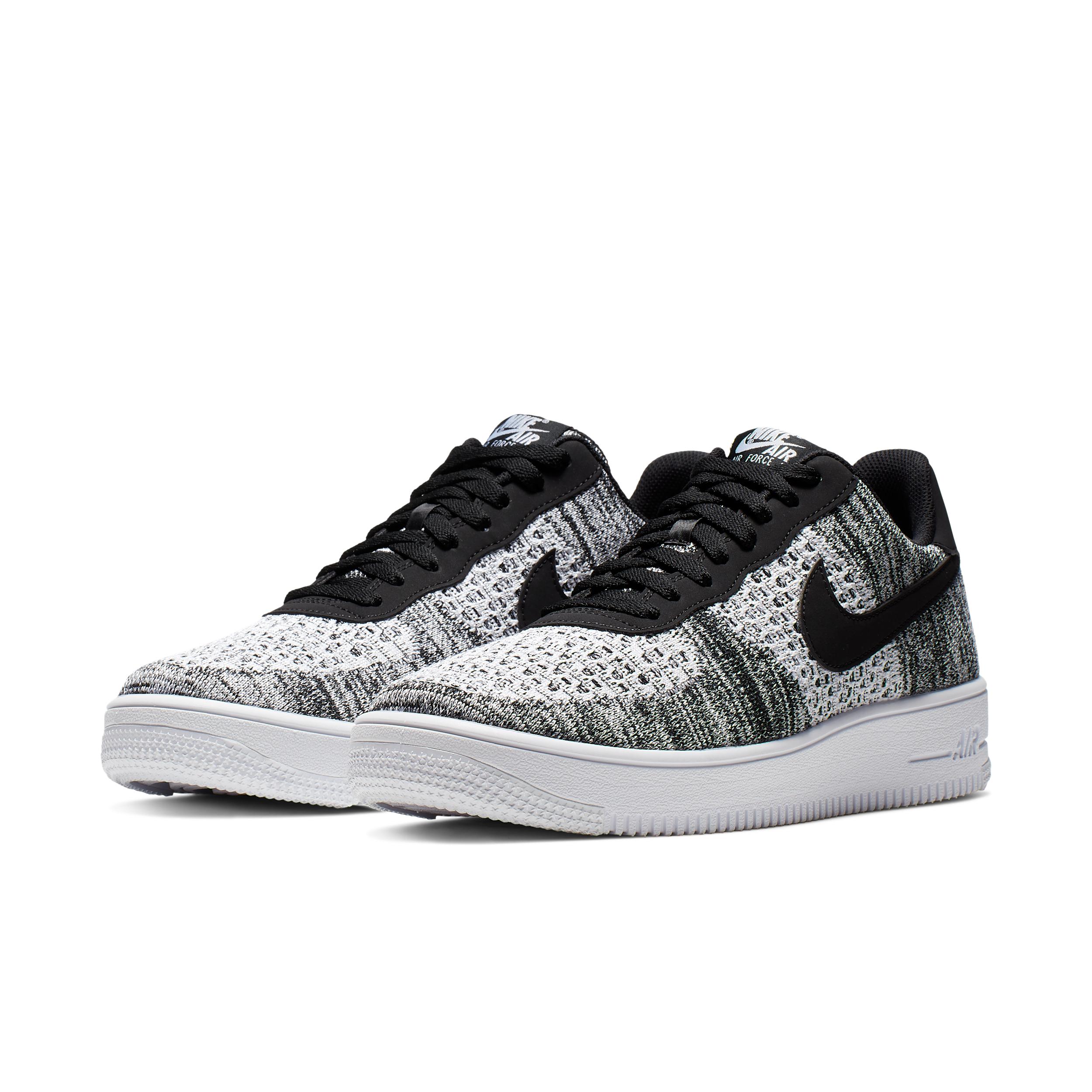 Nike Men's Air Force 1 Flyknit 2.0 Shoes Product Image