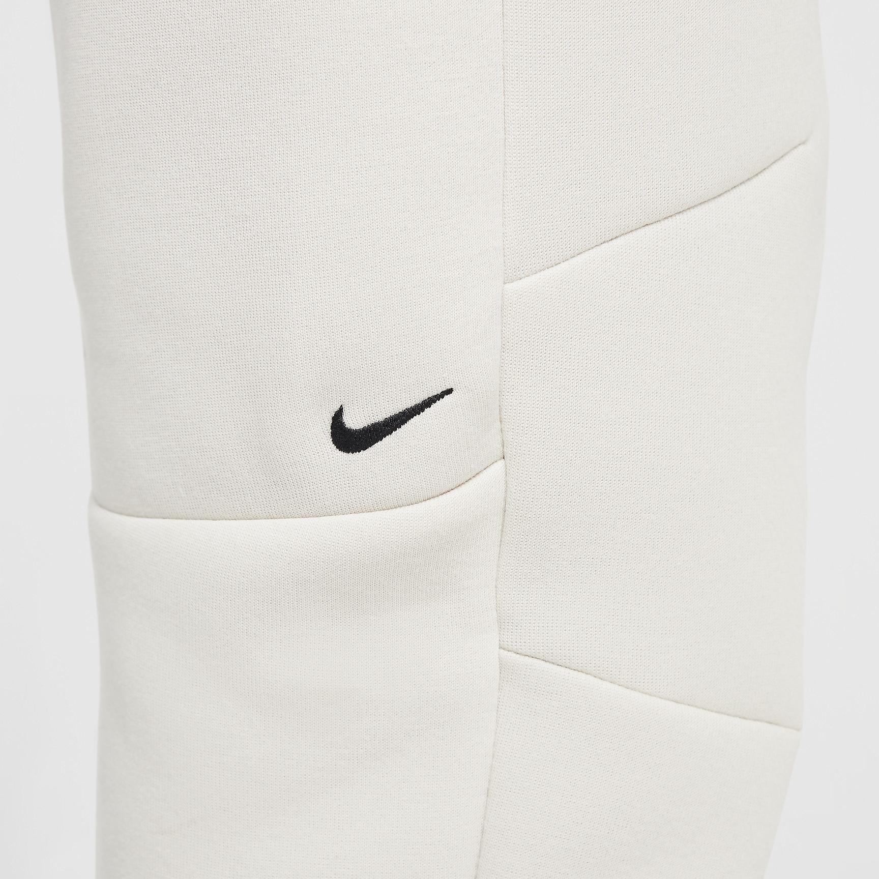 Nike Men's Tech Fleece Jogger Pants Product Image